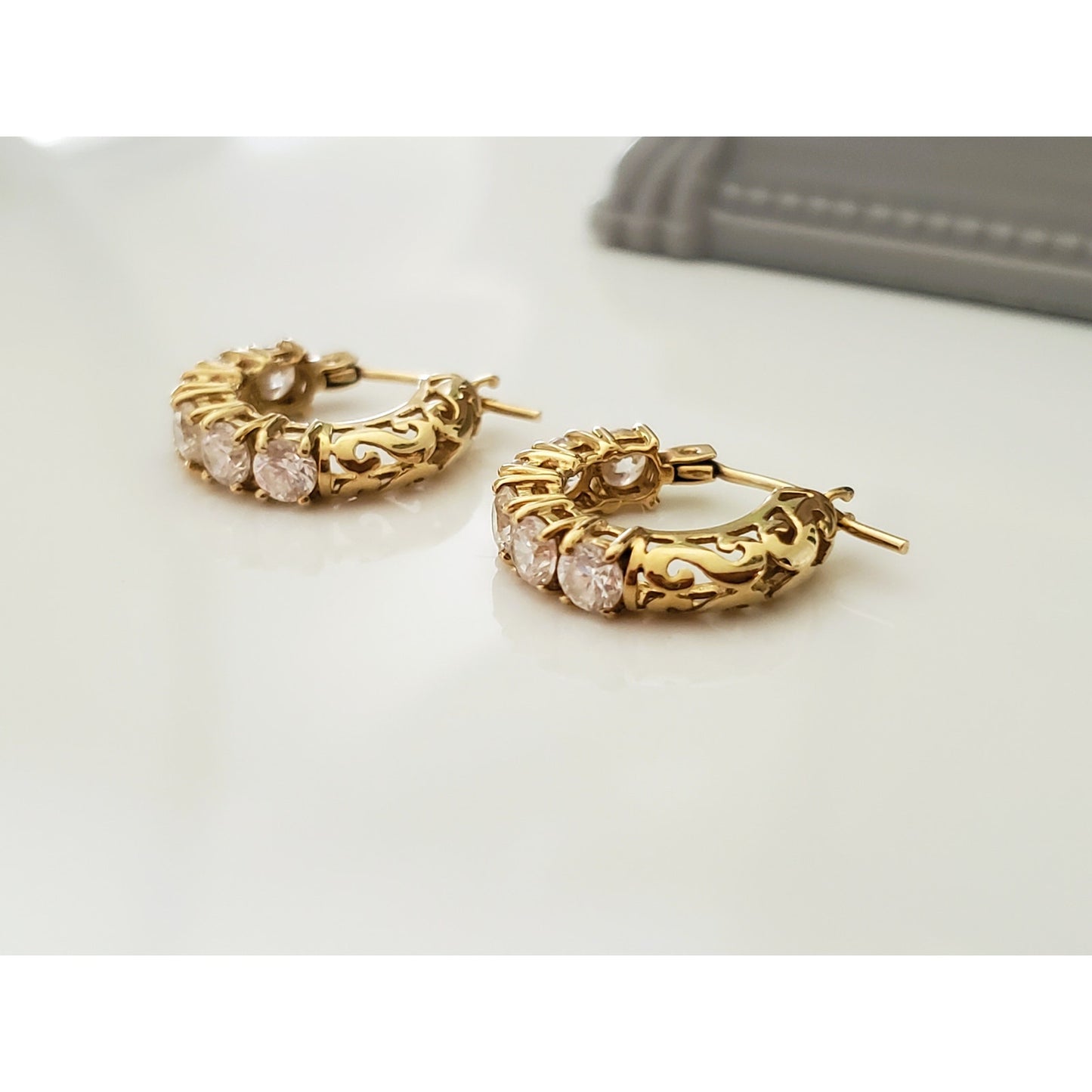 Vintage 14K Gold Crystal Zirconia Hoop Earrings