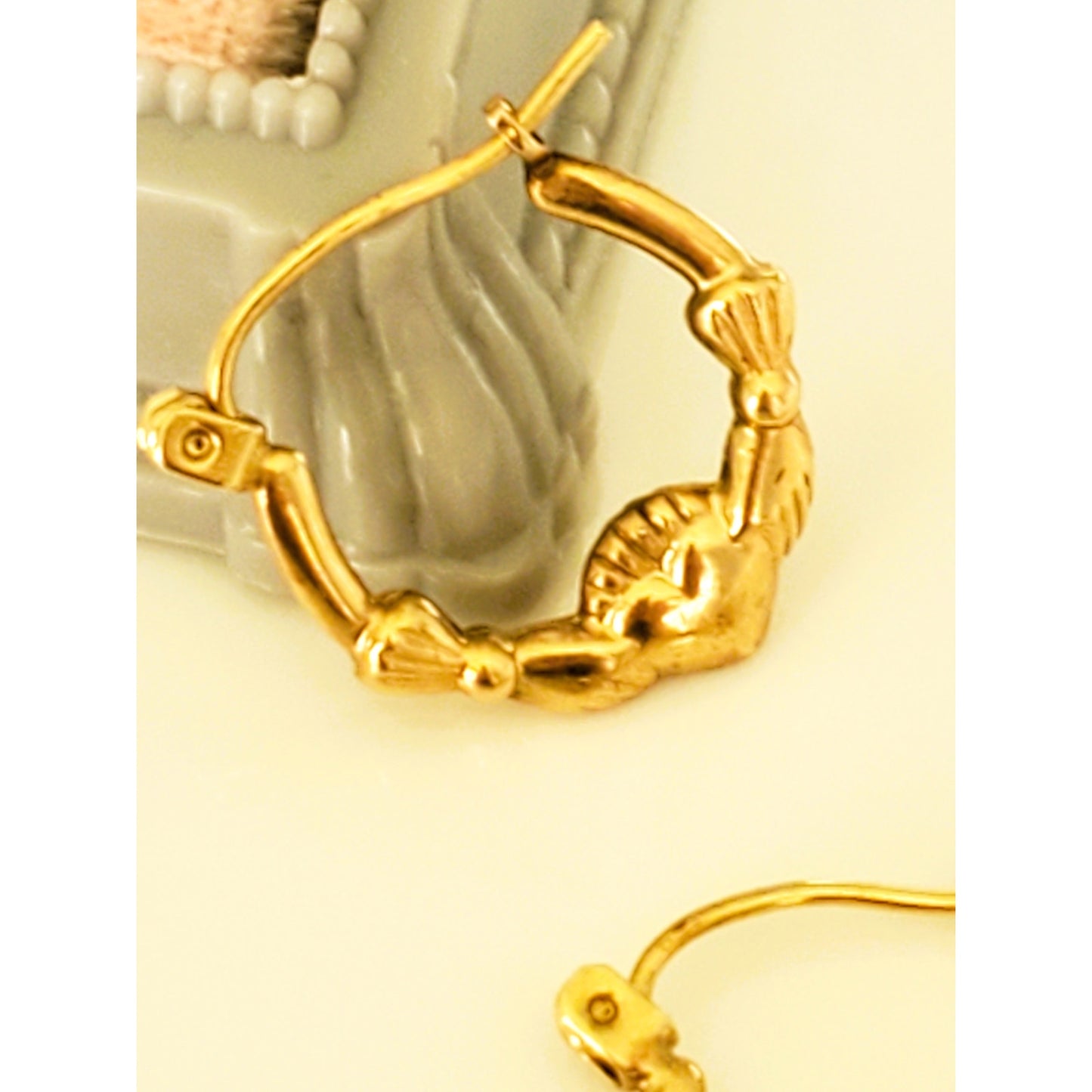 Vintage 10K Yellow Gold Claddagh Hoop Earrings