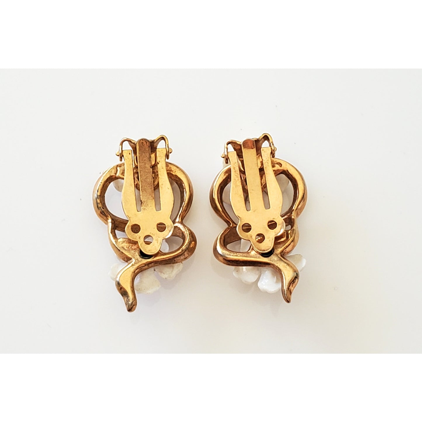 Vintage Pink Flower Clip On Earrings