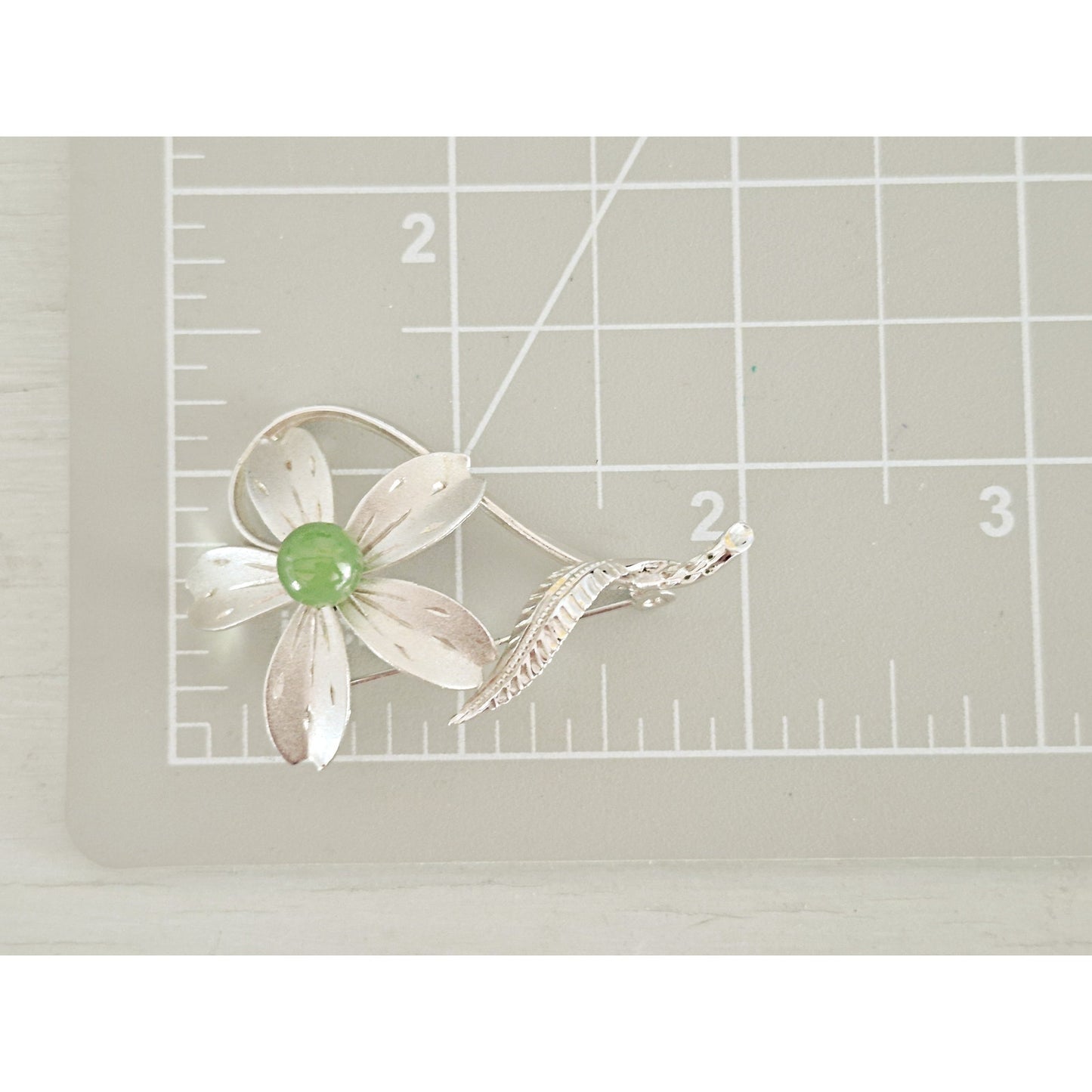 Vintage SIlver-tone Flower with Green Agate Stone Brooch