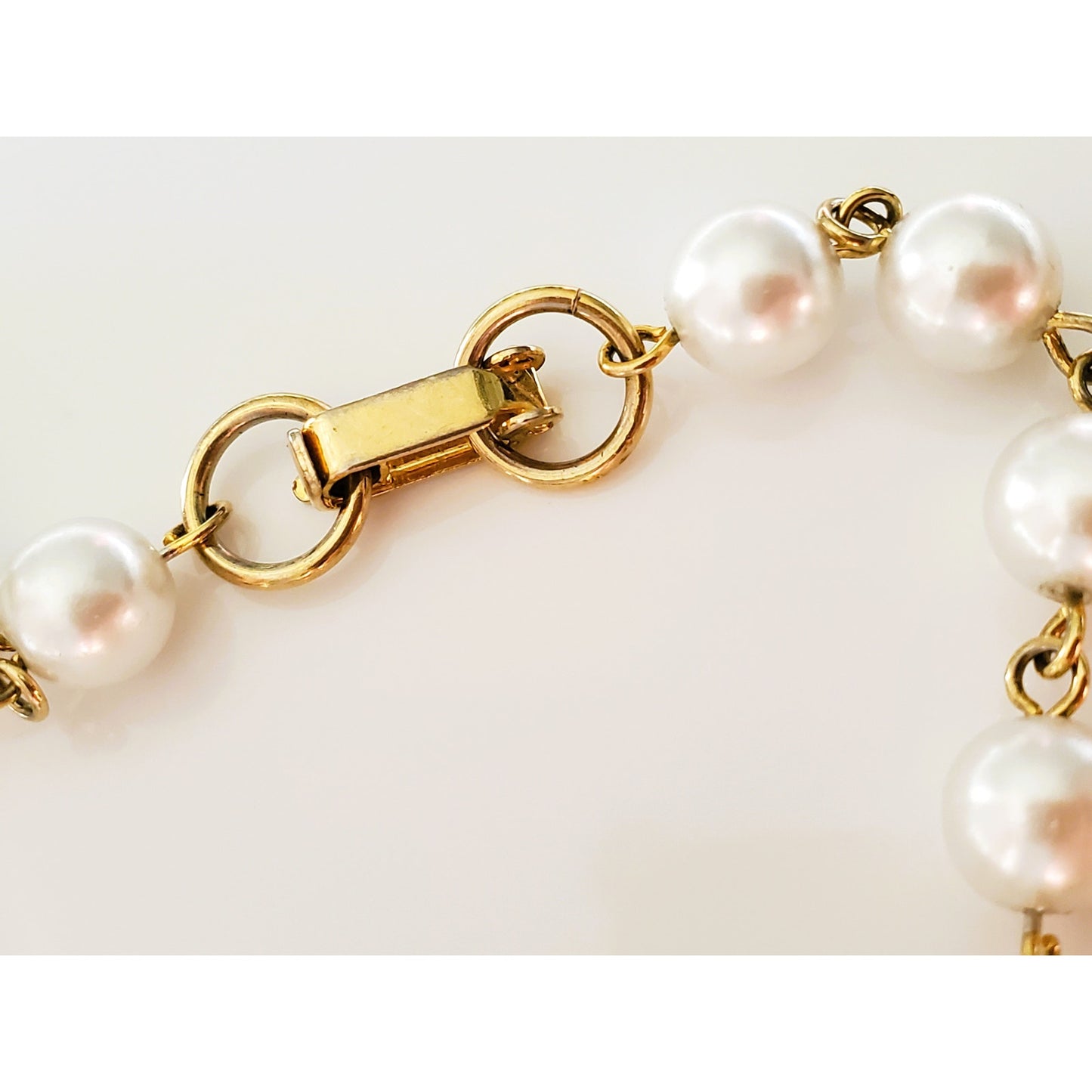 Vintage Gold Tone Faux Pearl Charm Bracelet