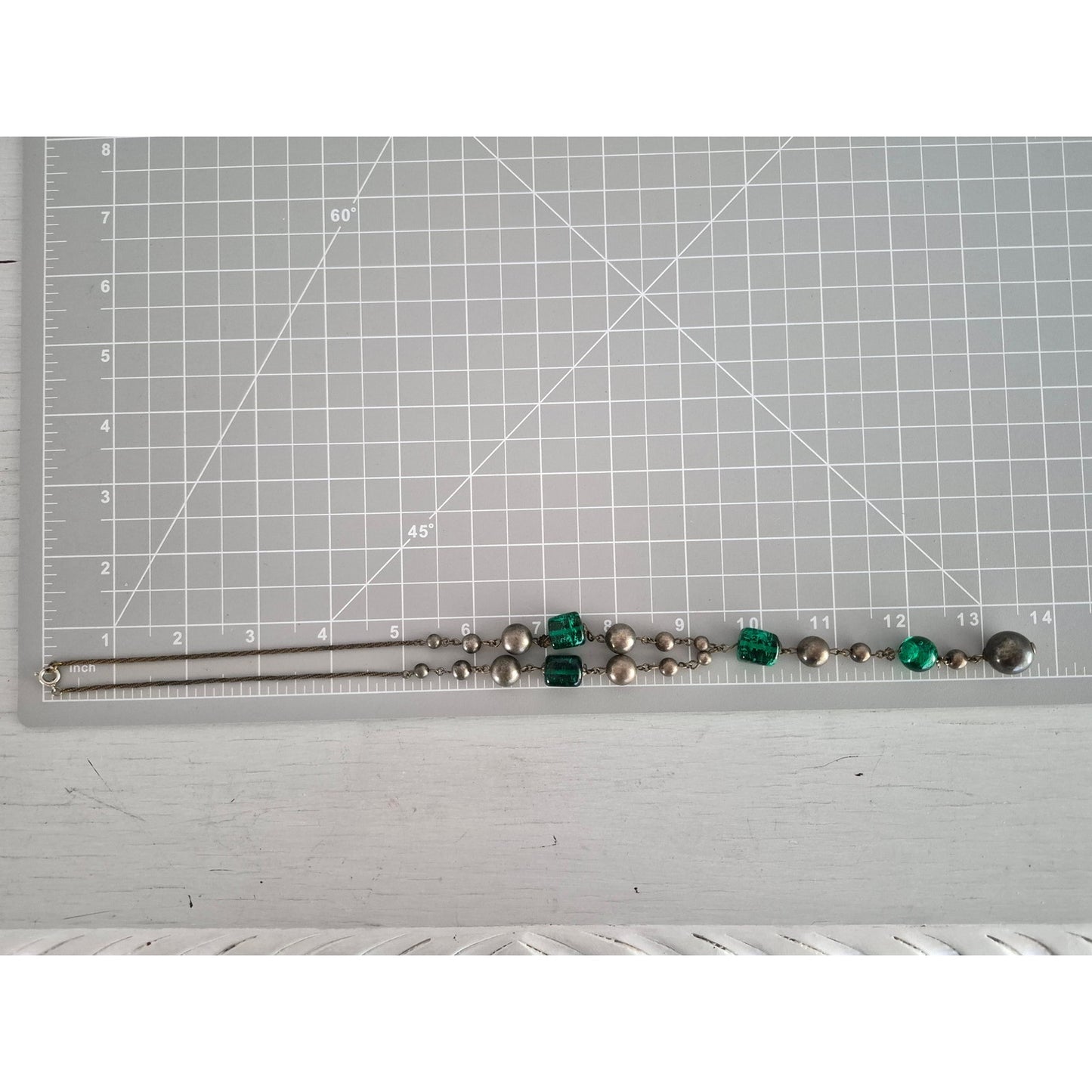 Vintage Green Glass and Silver Pearl Lariat Necklace