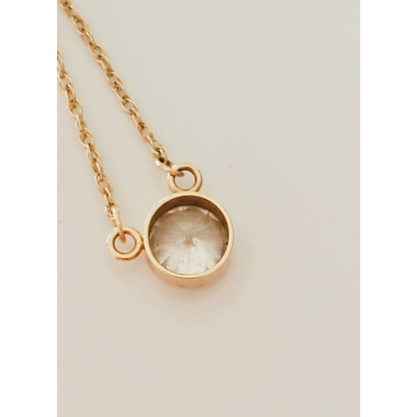 Vintage 14K Gold Crystal Zirconia Solitaire Necklace