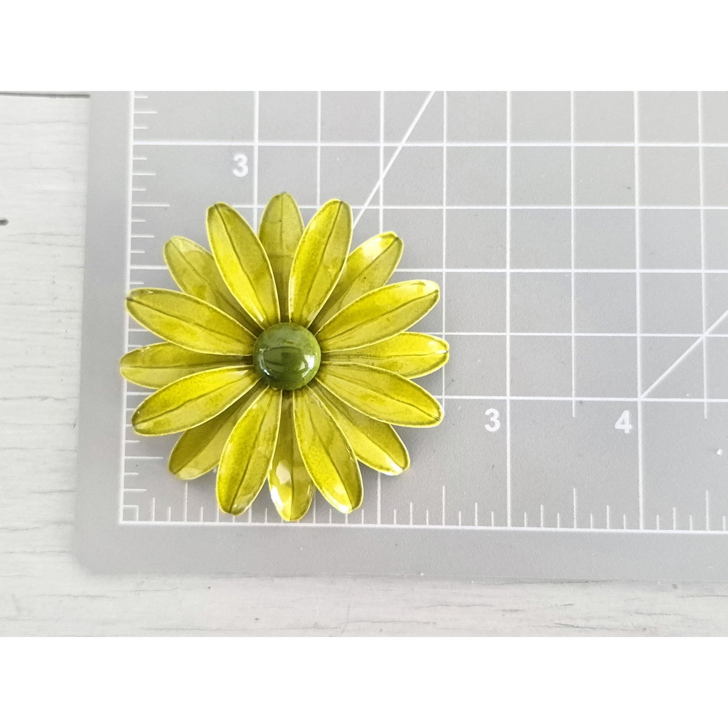 Vintage Green Sunflower Metal Enamel Brooch