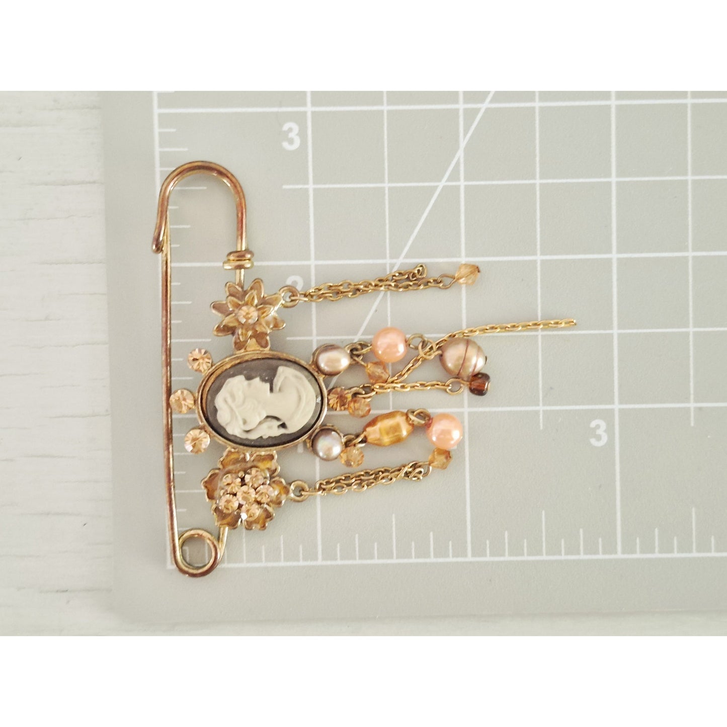 Vintage Style Cameo Faux Pearl Dangle Large Safety Pin Brooch