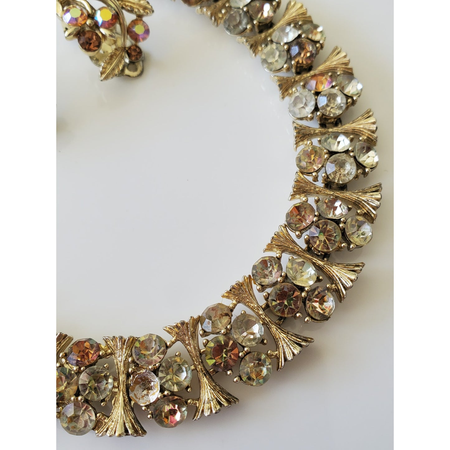 Vintage Lisner Necklace and Earring Set