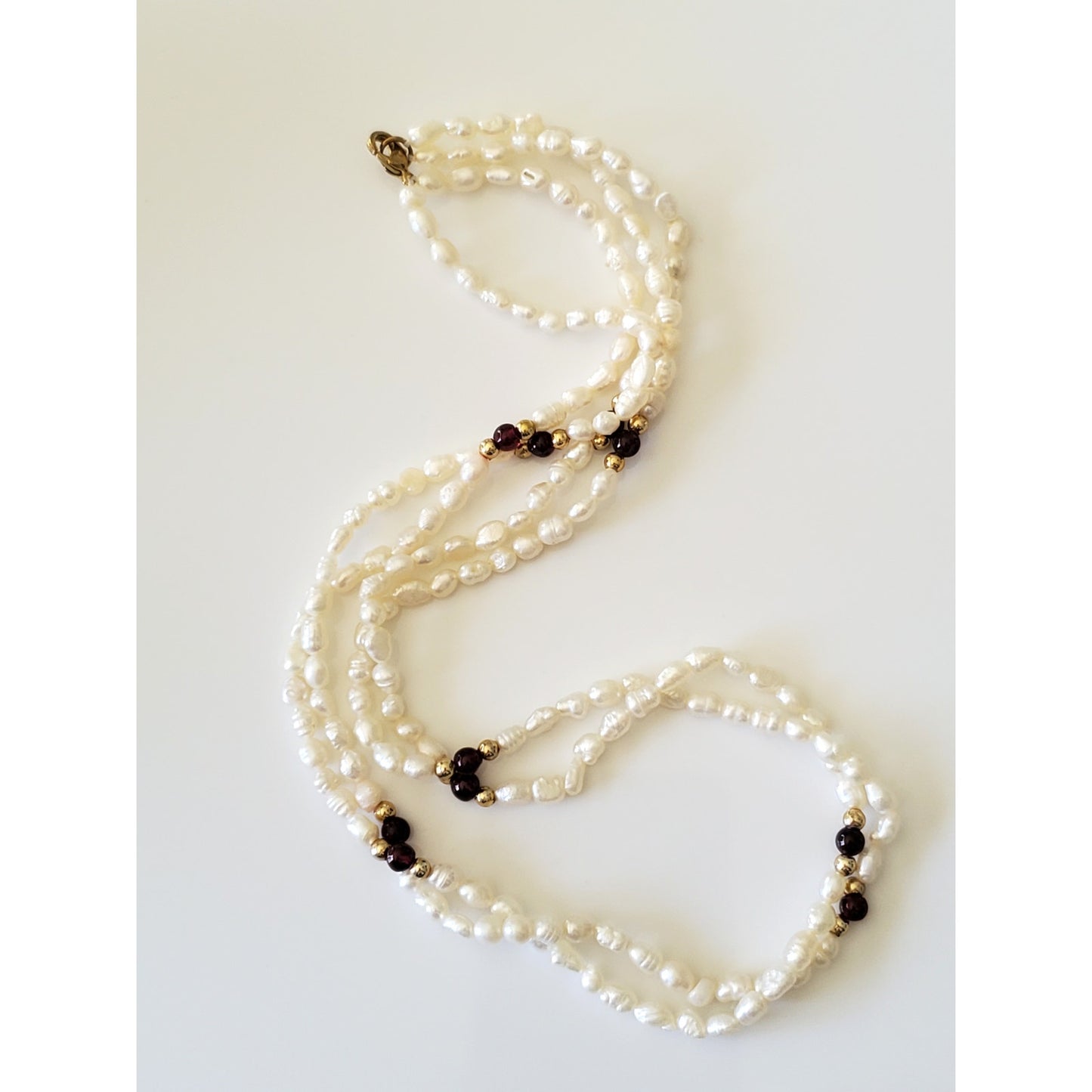 Vintage 18in Rice Pearl and Garnet Bead Necklace