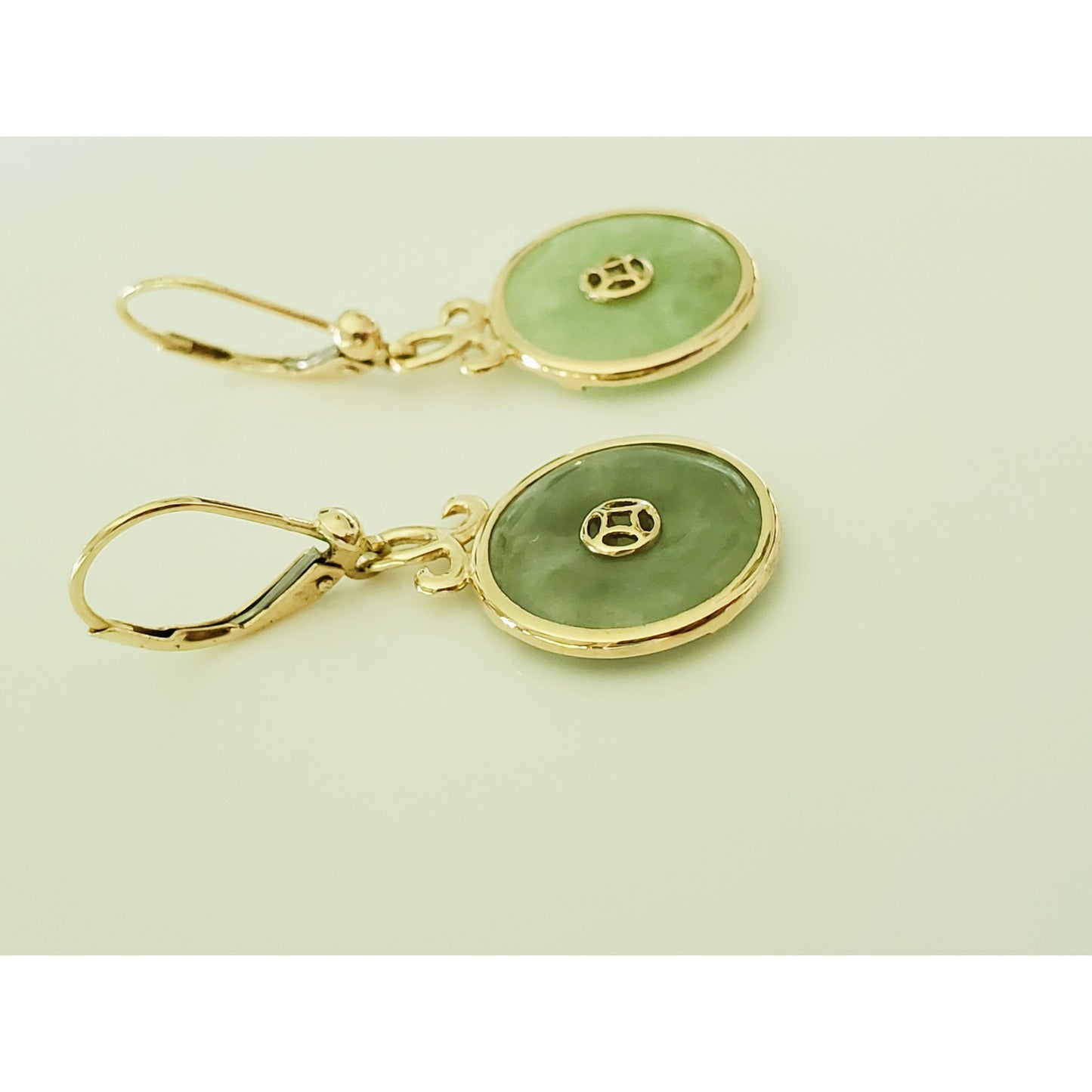 Vintage 14K Gold Chinese Jade Donut Leverback Earrings