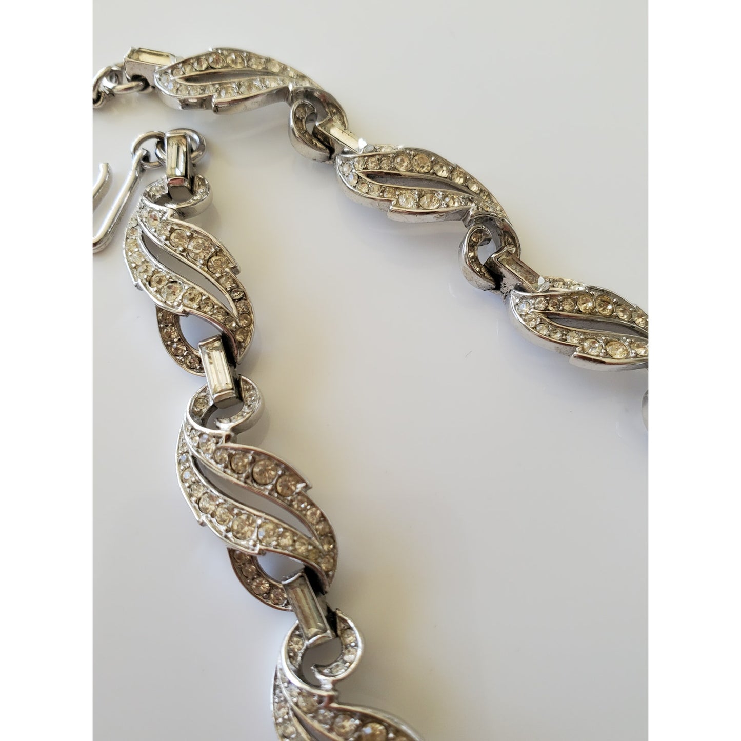 Vintage Silver Tone Trifari Necklace