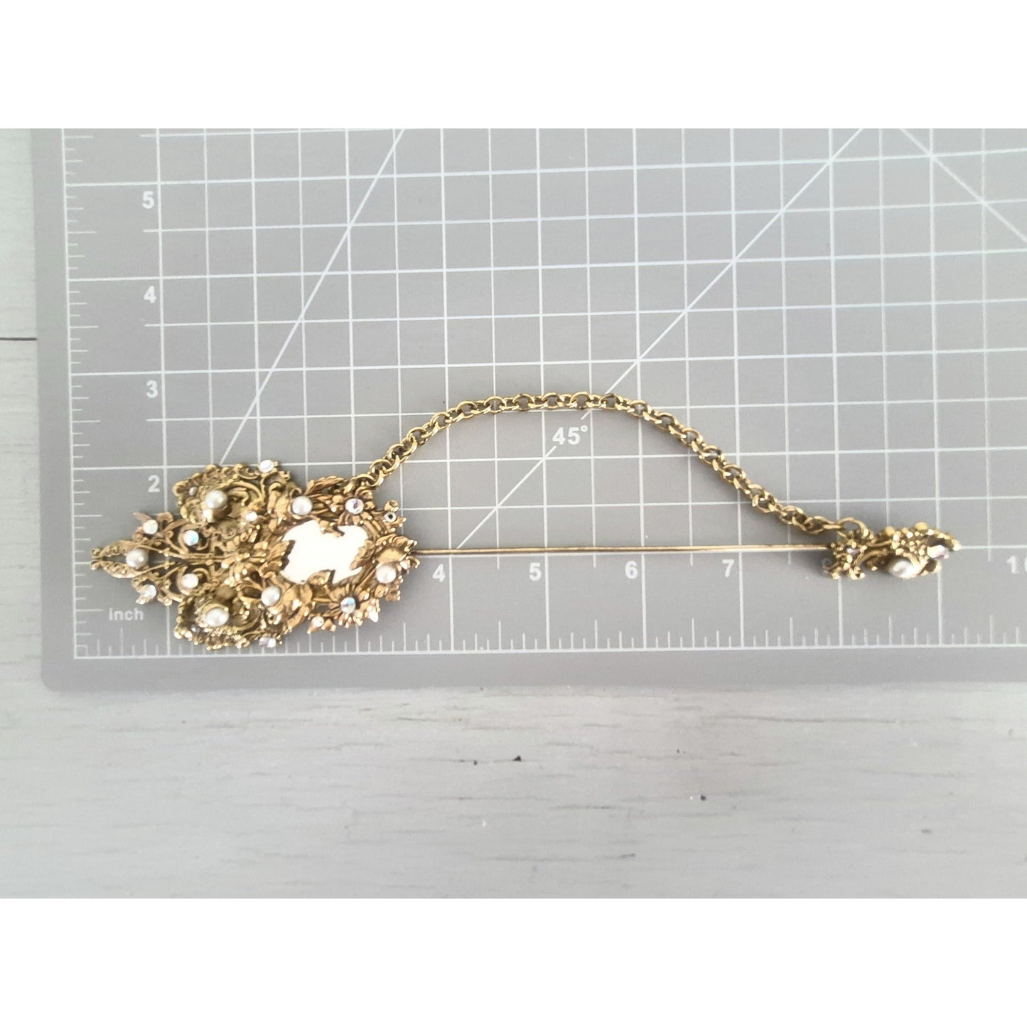 Vintage Long 9in Art Nouveau Faux Pearl Lapel Pin