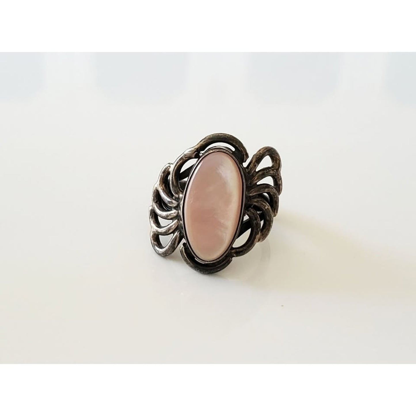 Vintage Southwestern Mother of Pearl Sterling Silver Bypass Ring