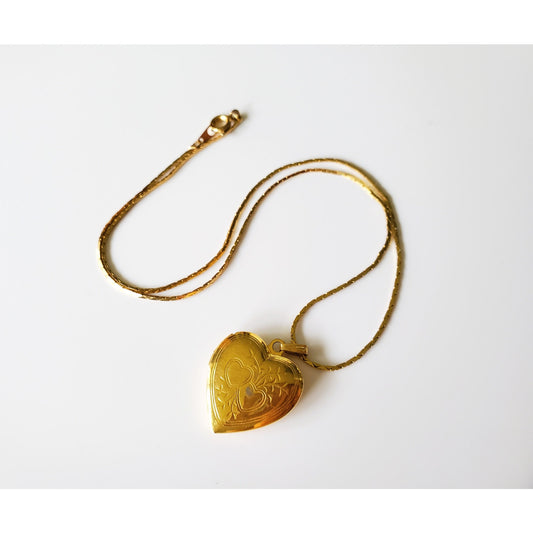 Vintage Gold Tone Heart Locket Necklace