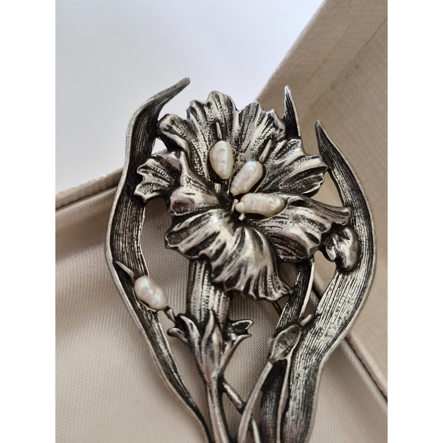 Vintage Large JJ Silver-tone Seed Pearl Floral Brooch