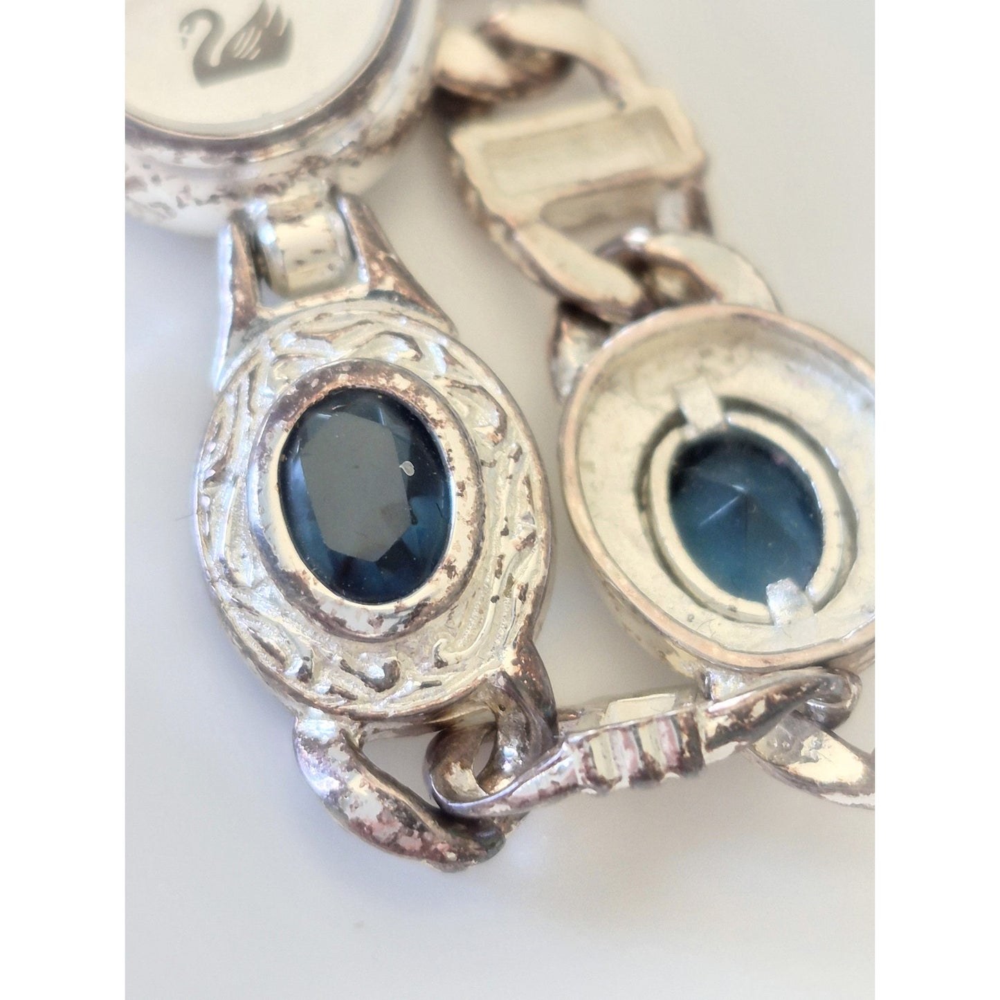 Vintage Gloria Vanderbilt Quartz Swarovski Bracelet Watch