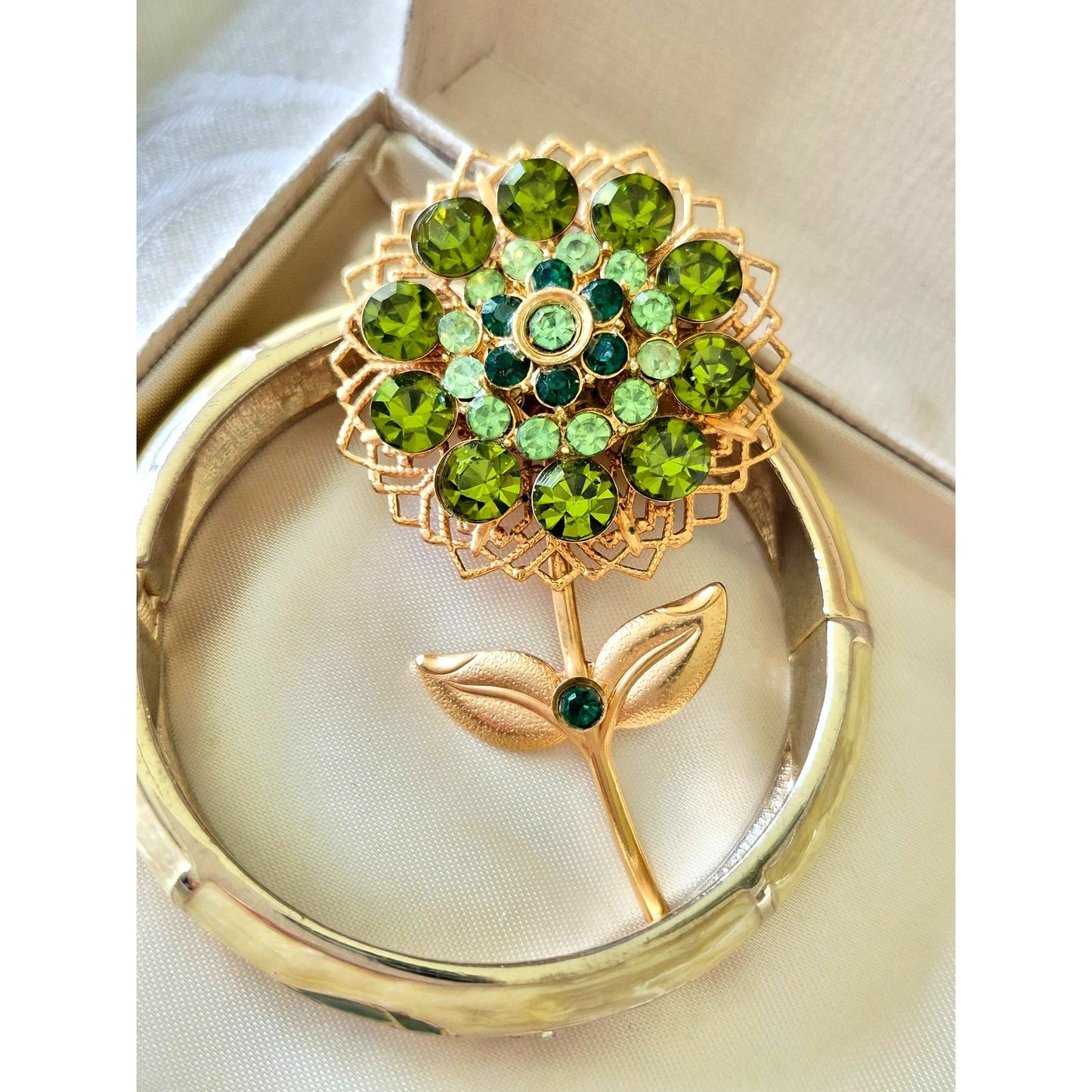 Vintage Green Rhinestone Floral Brooch with Bracelet Set