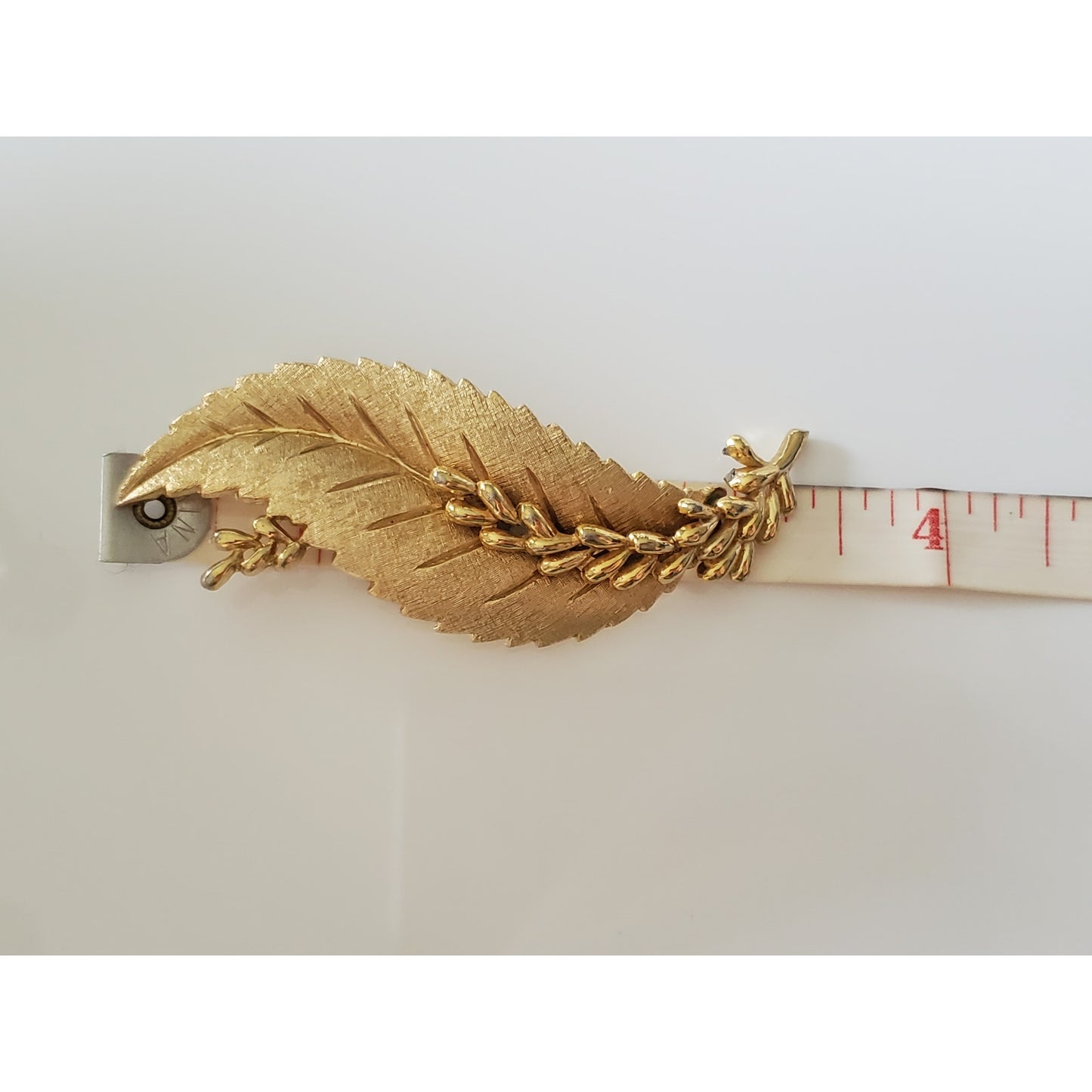 Vintage Mid-Century Crown Trifari Laurel Leaf Brooch