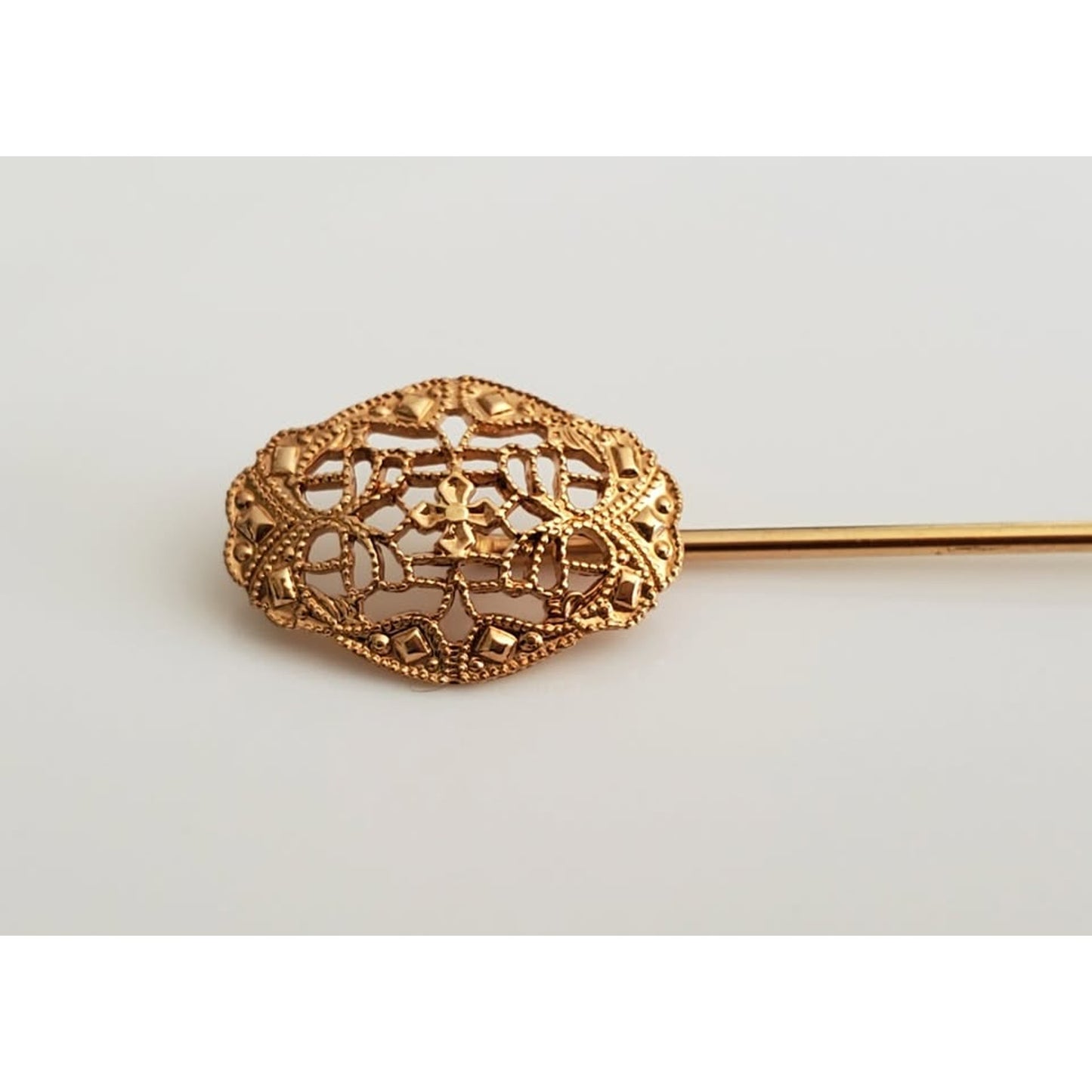 Vintage Art Deco Filigree Lapel Pin