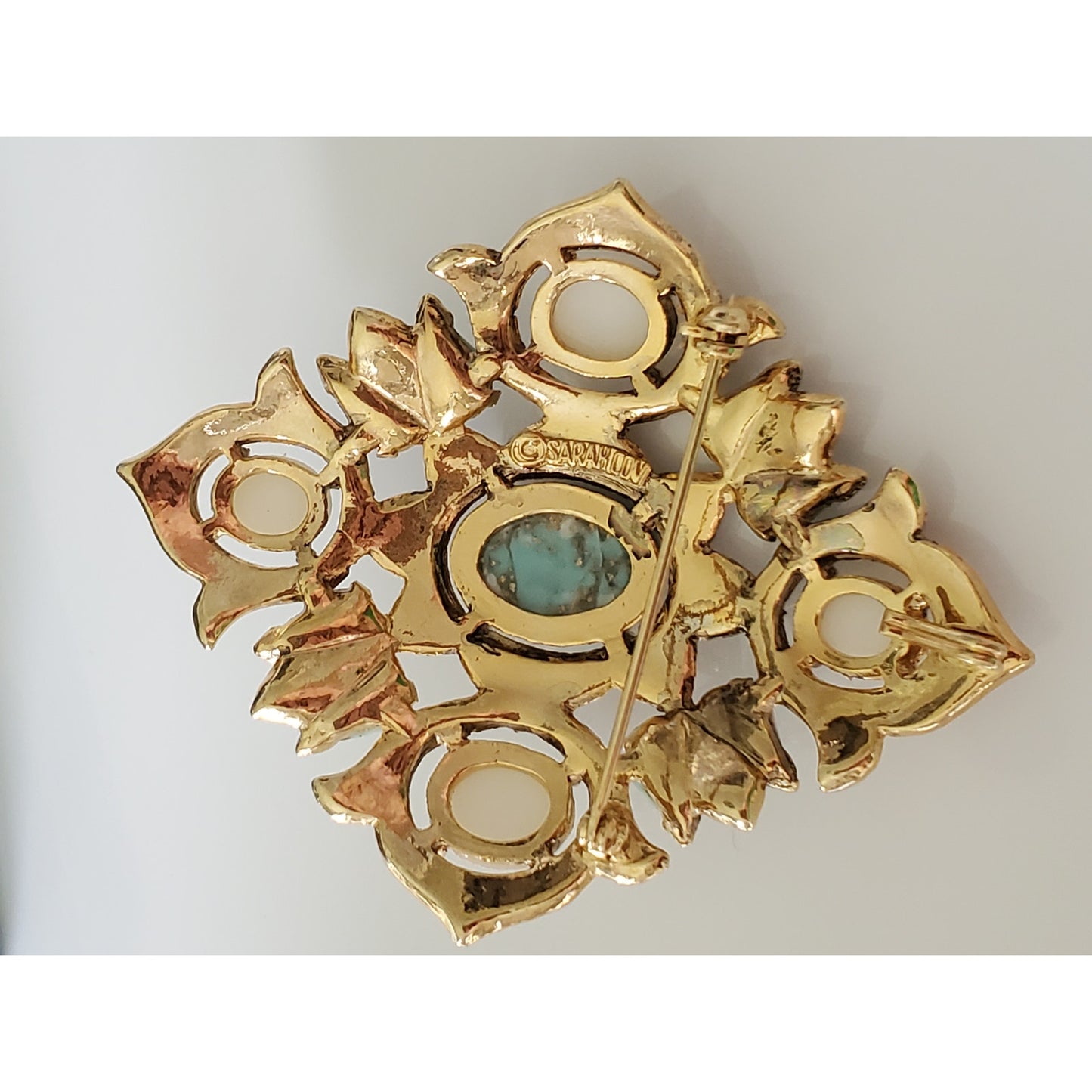 Vintage 1968 SARAH COVENTRY Remembrance Faux Turquoise and Pearl Brooch