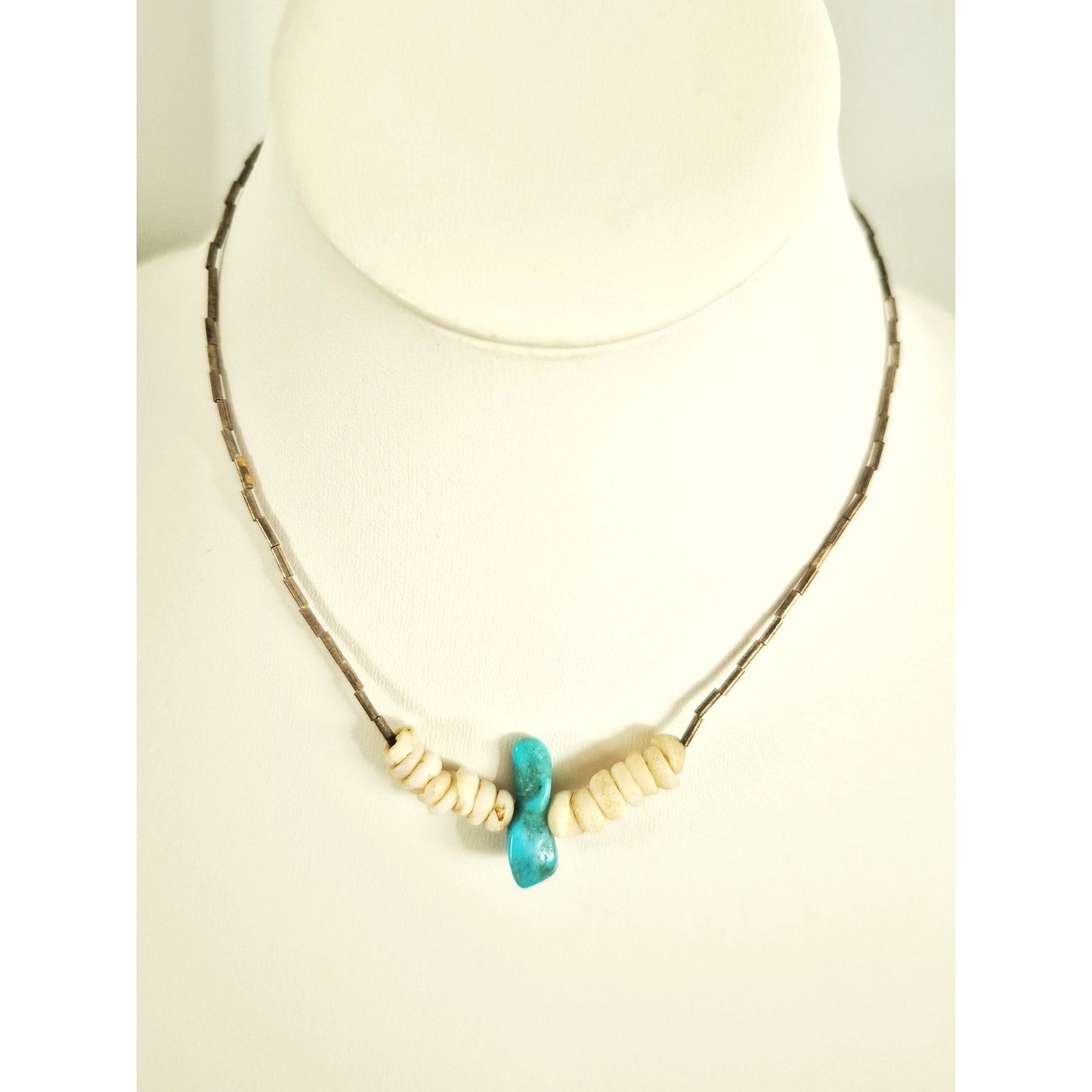 Vintage Southwestern Native Turquoise & Puka Shell Boho Choker Necklace