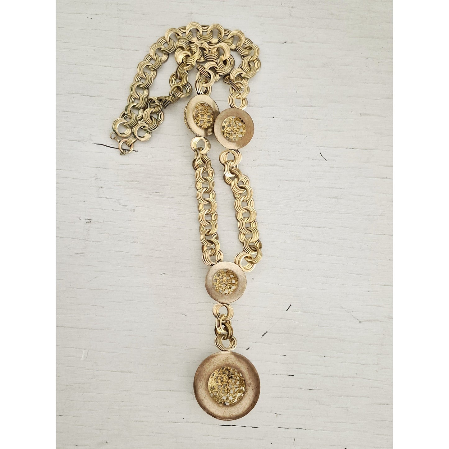 Vintage Dome Medallion Lariat Gold-tone Necklace