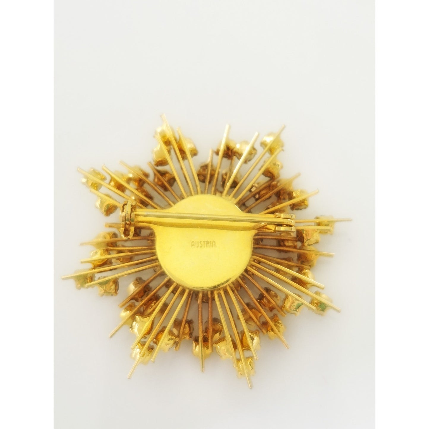 Vintage Mid-century Austria Green Ombre Crystal Rhinestone Starburst Brooch