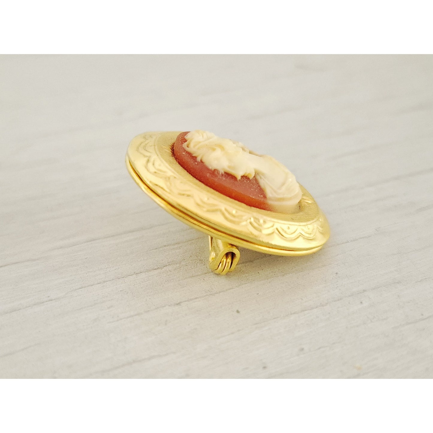 Vintage Victorian Lady Cameo Locket Brooch
