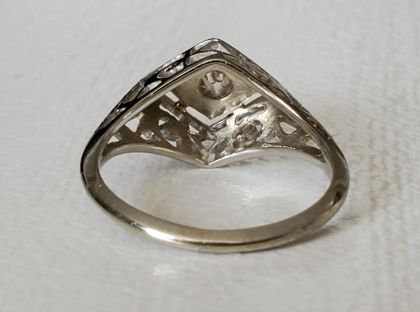 Antique 1920s 18K Solid Gold European Cut Diamond Filigree Ring