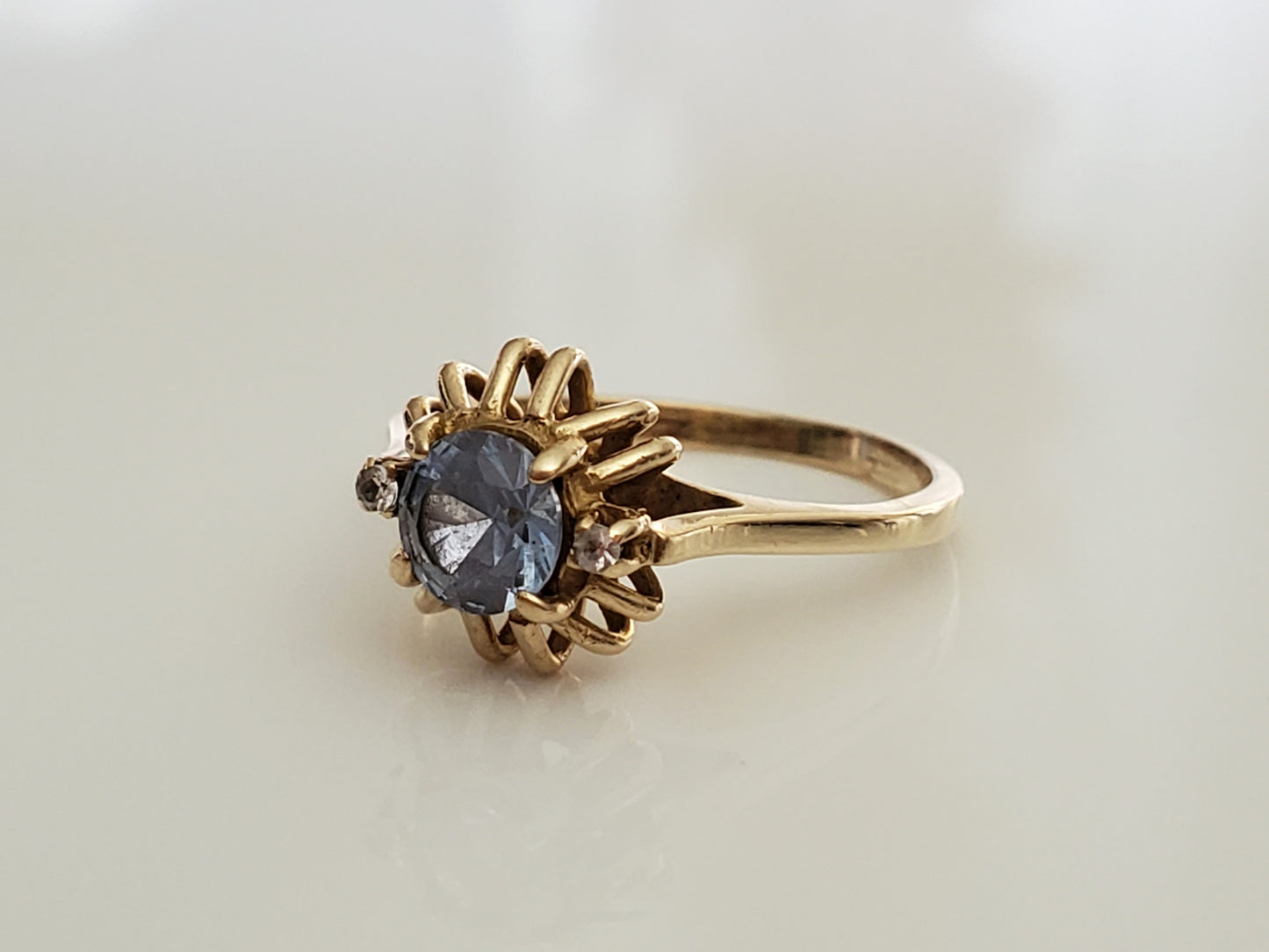 10K Gold - Vintage Light Blue and White Quartz Ring