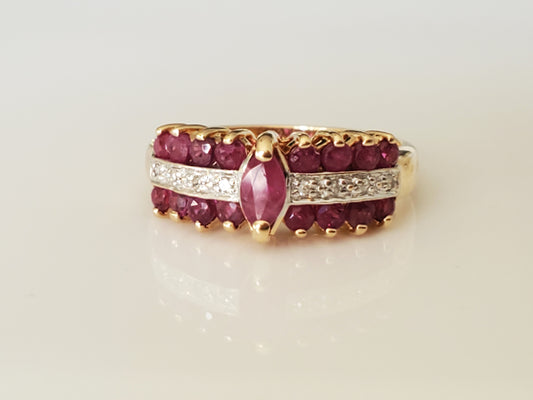 Vintage 10K Solid Gold Natural Ruby and Diamond Ring