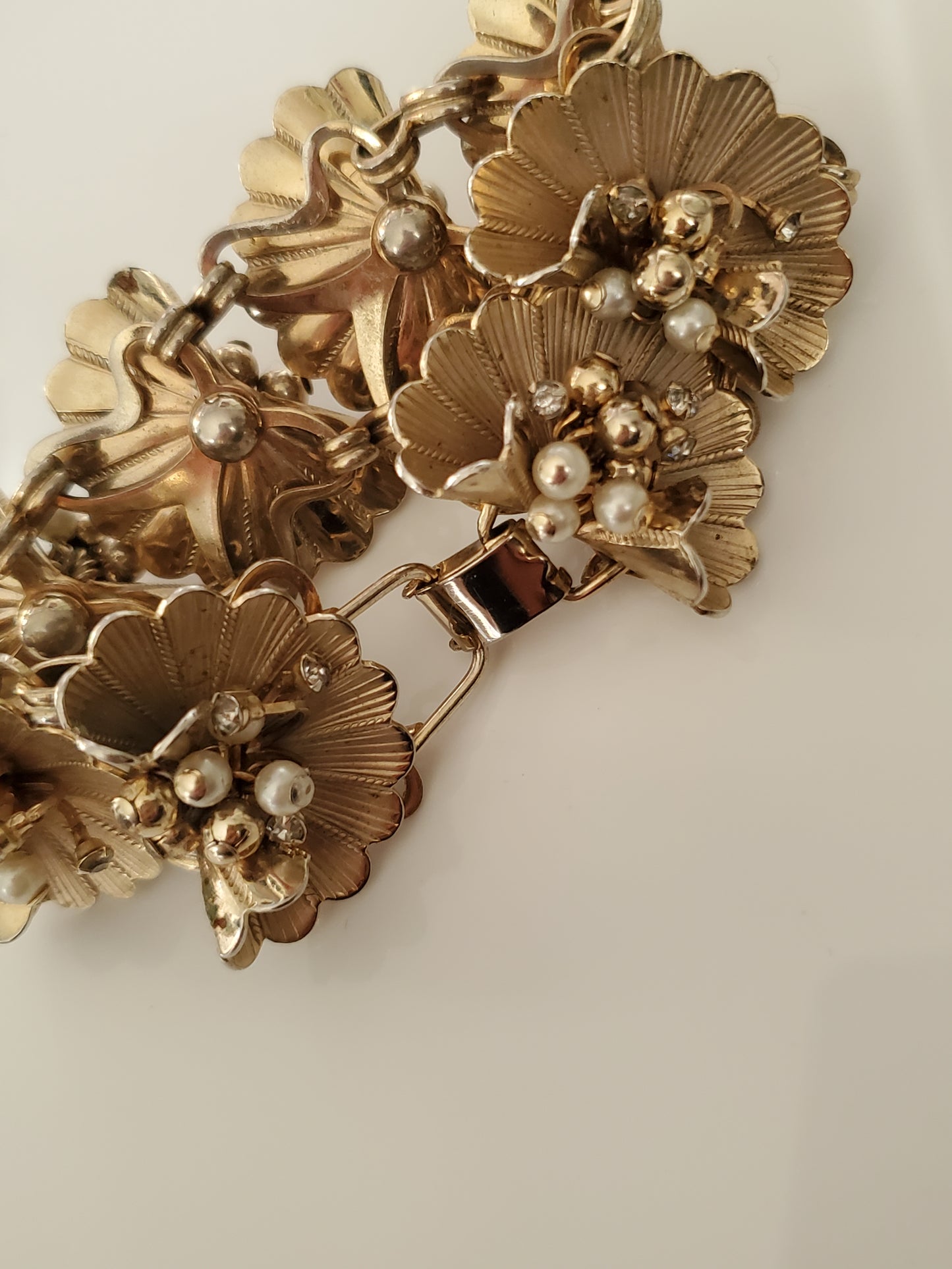 Vintage Flower Cluster Bracelet