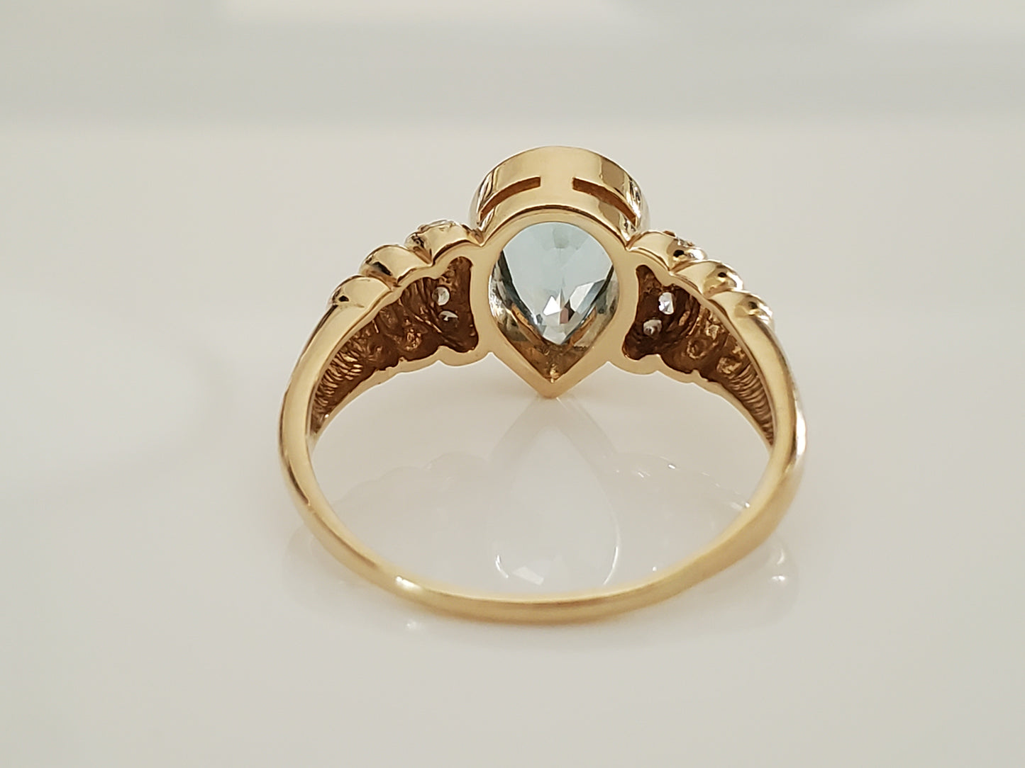 Vintage 14K Yellow Gold Topaz and Diamond Dome Ring