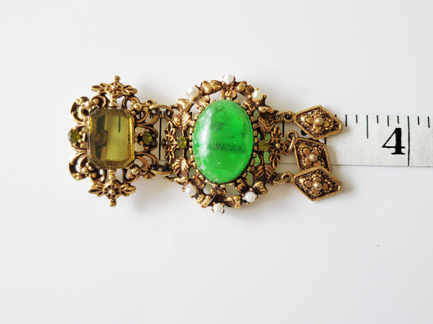 Vintage Victorian Green Stone and Seeded Faux Pearl Dangle Brooch