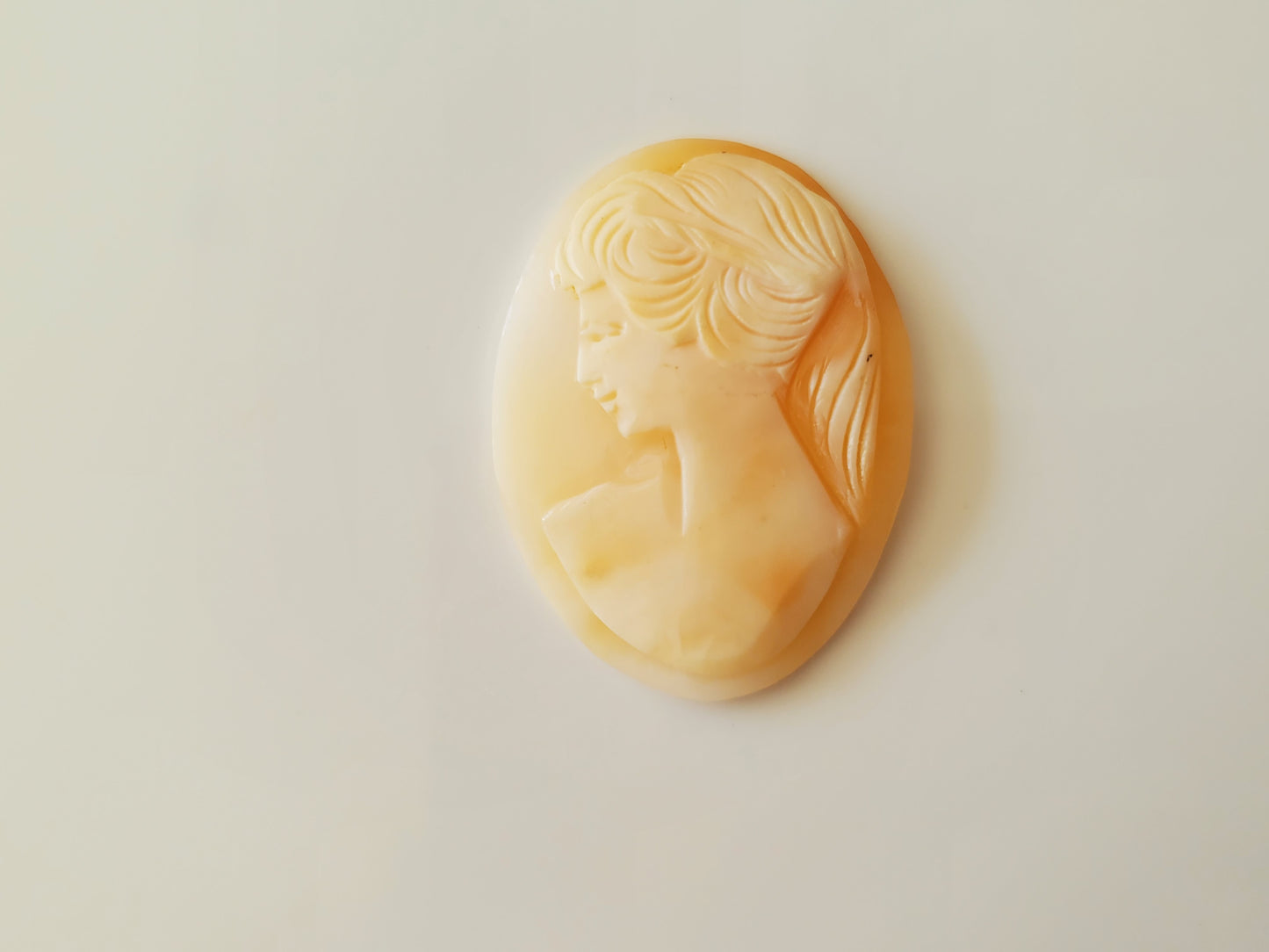 Antique Unmounted Hand Carved Victorian Woman Cameo