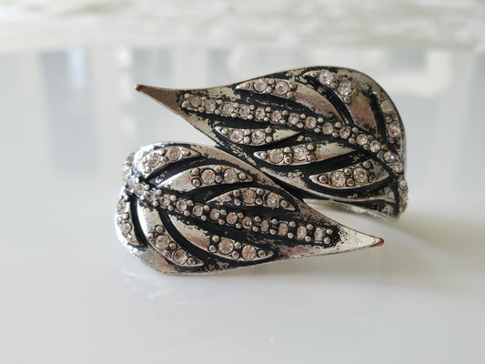 Vintage Double Leaf and Rhinestone Ring