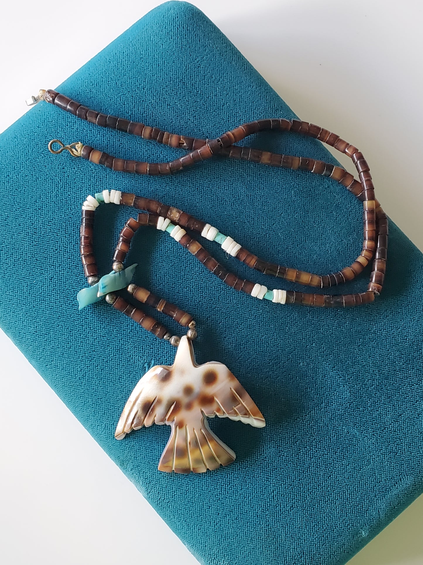 Vintage Native American Santo Domingo Heishi Eagle Shell Necklace