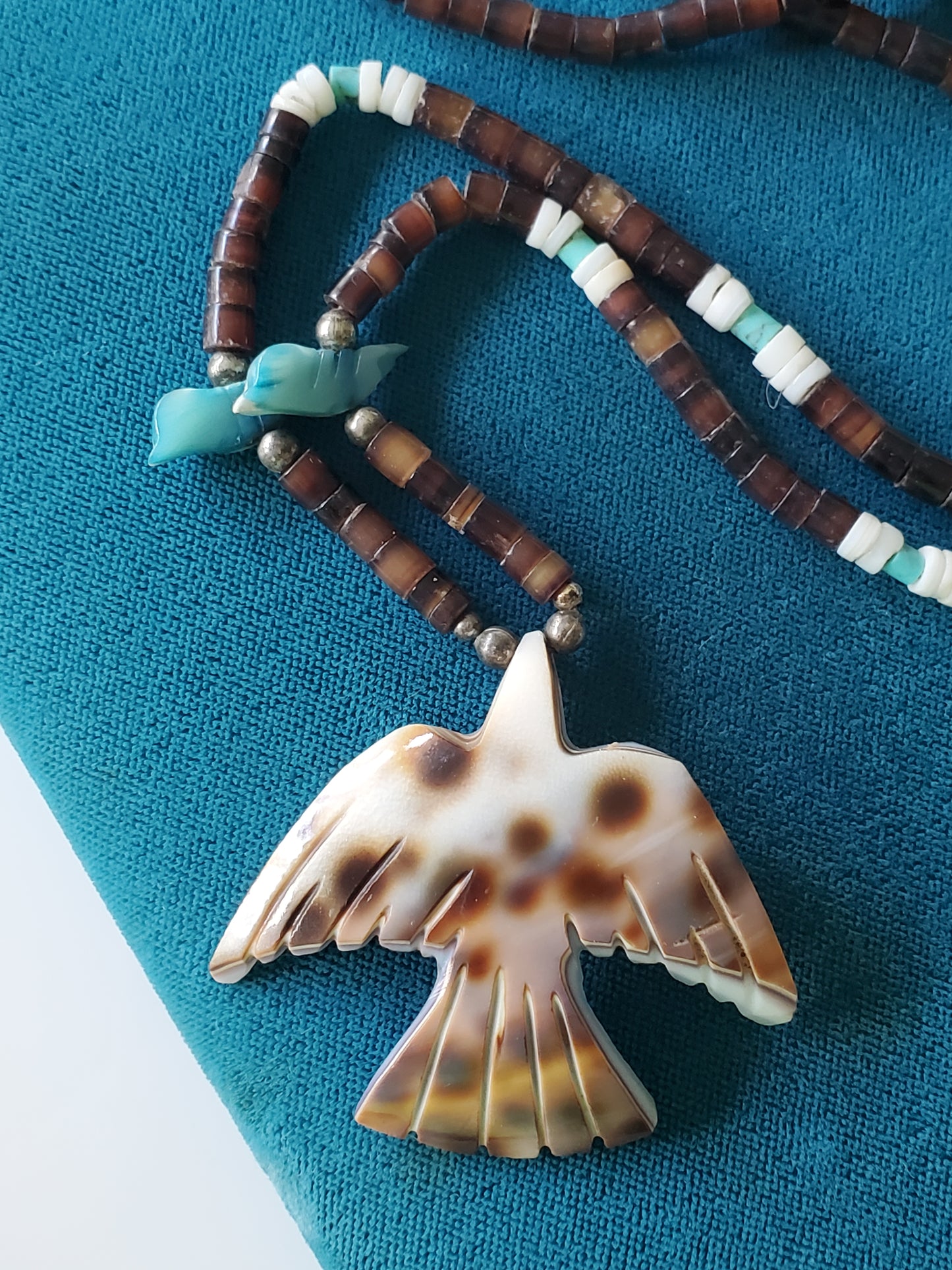 Vintage Native American Santo Domingo Heishi Eagle Shell Necklace