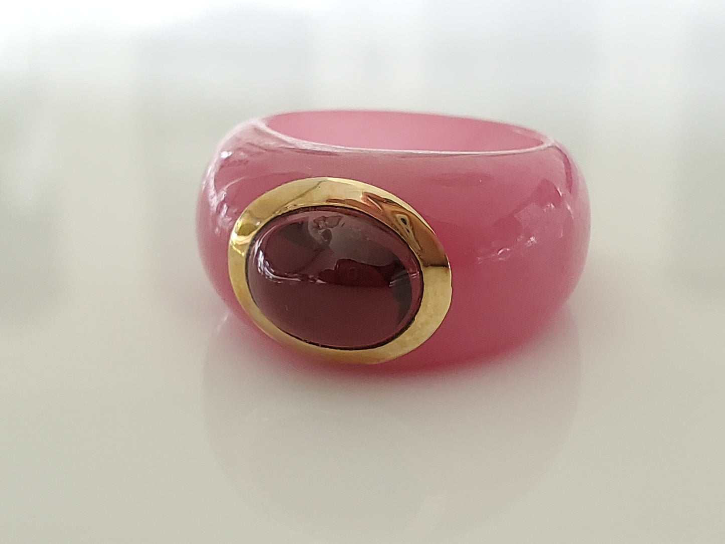 Pink Jade Oval Garnet with 14k Yellow Gold Ring