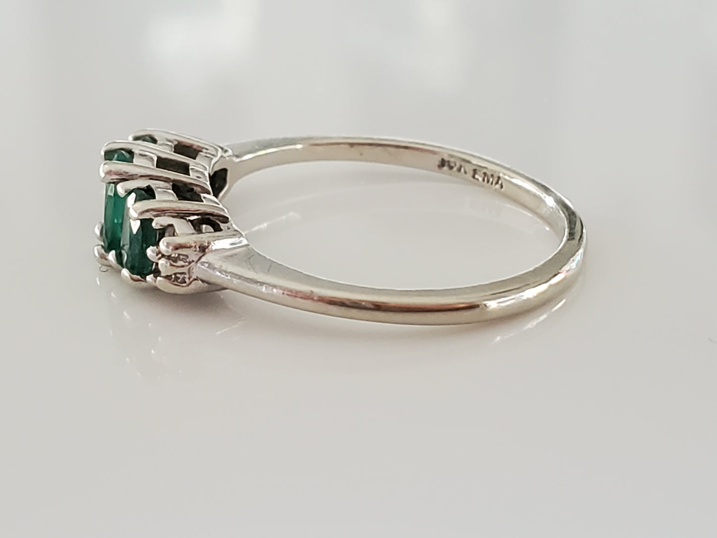 10K White Gold - Vintage Emerald Ring