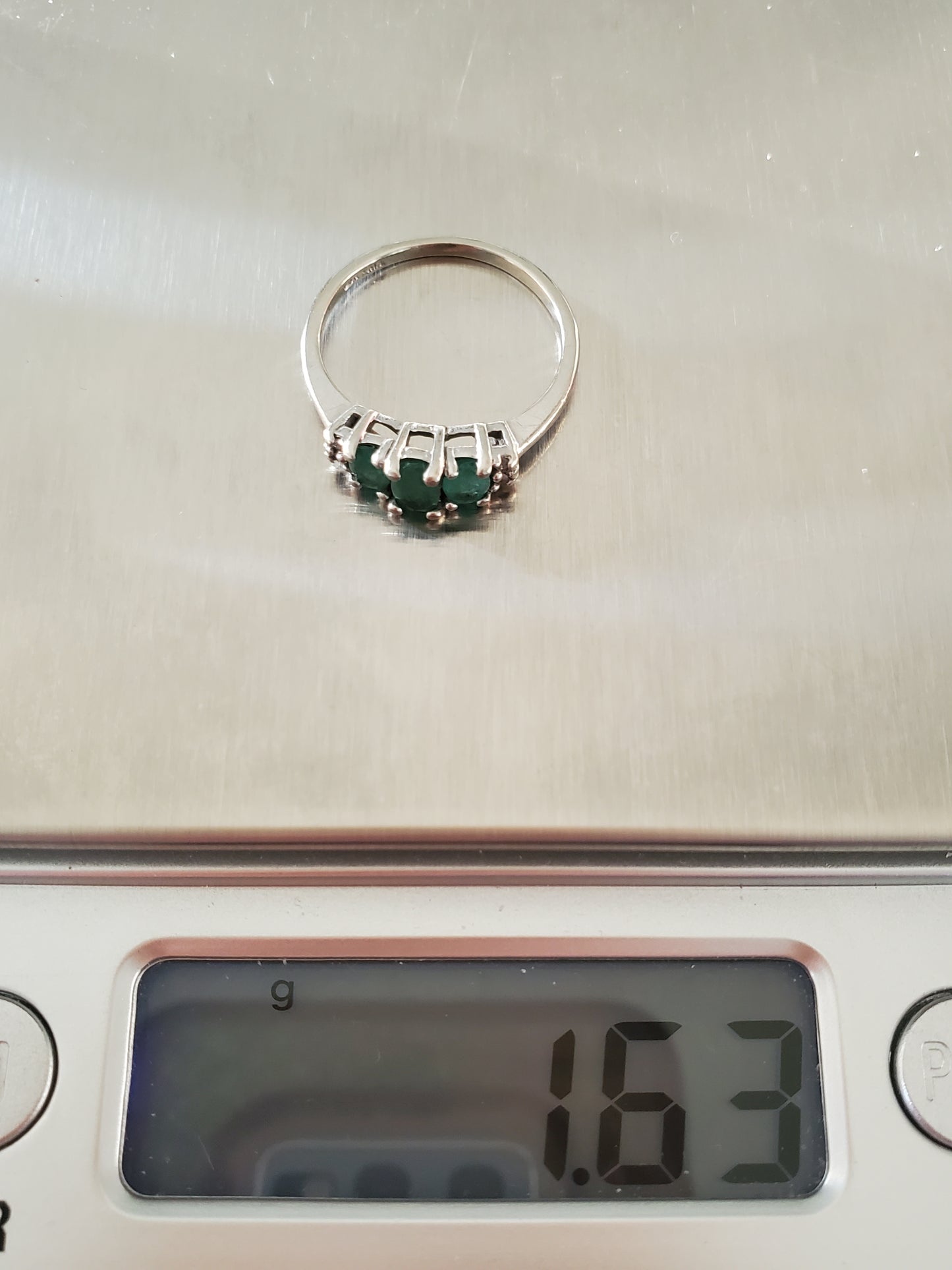 10K White Gold - Vintage Emerald Ring