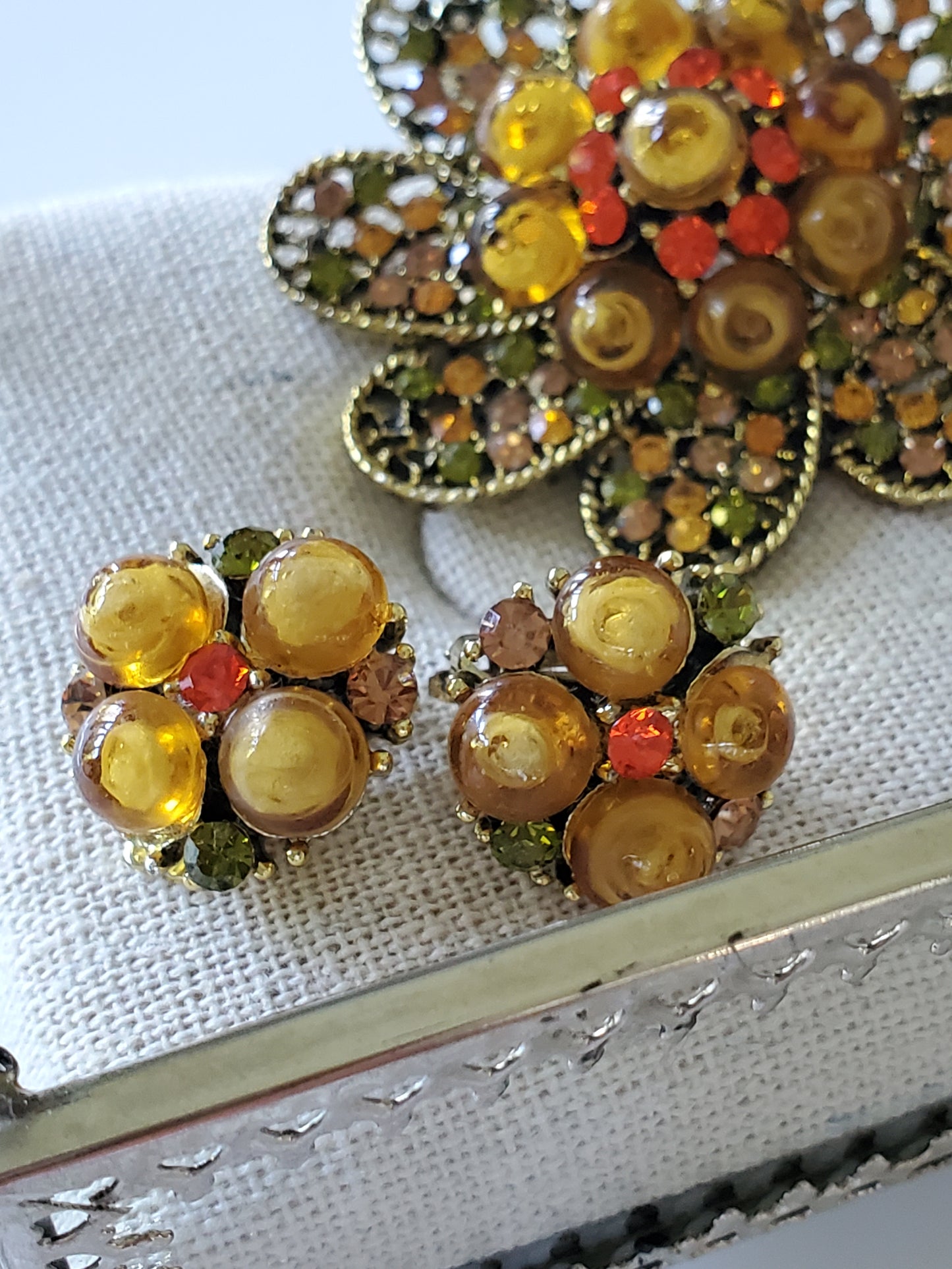 Vintage Mid-Century Orange and Yellow Bead and Filigree Brooch and Earring Set