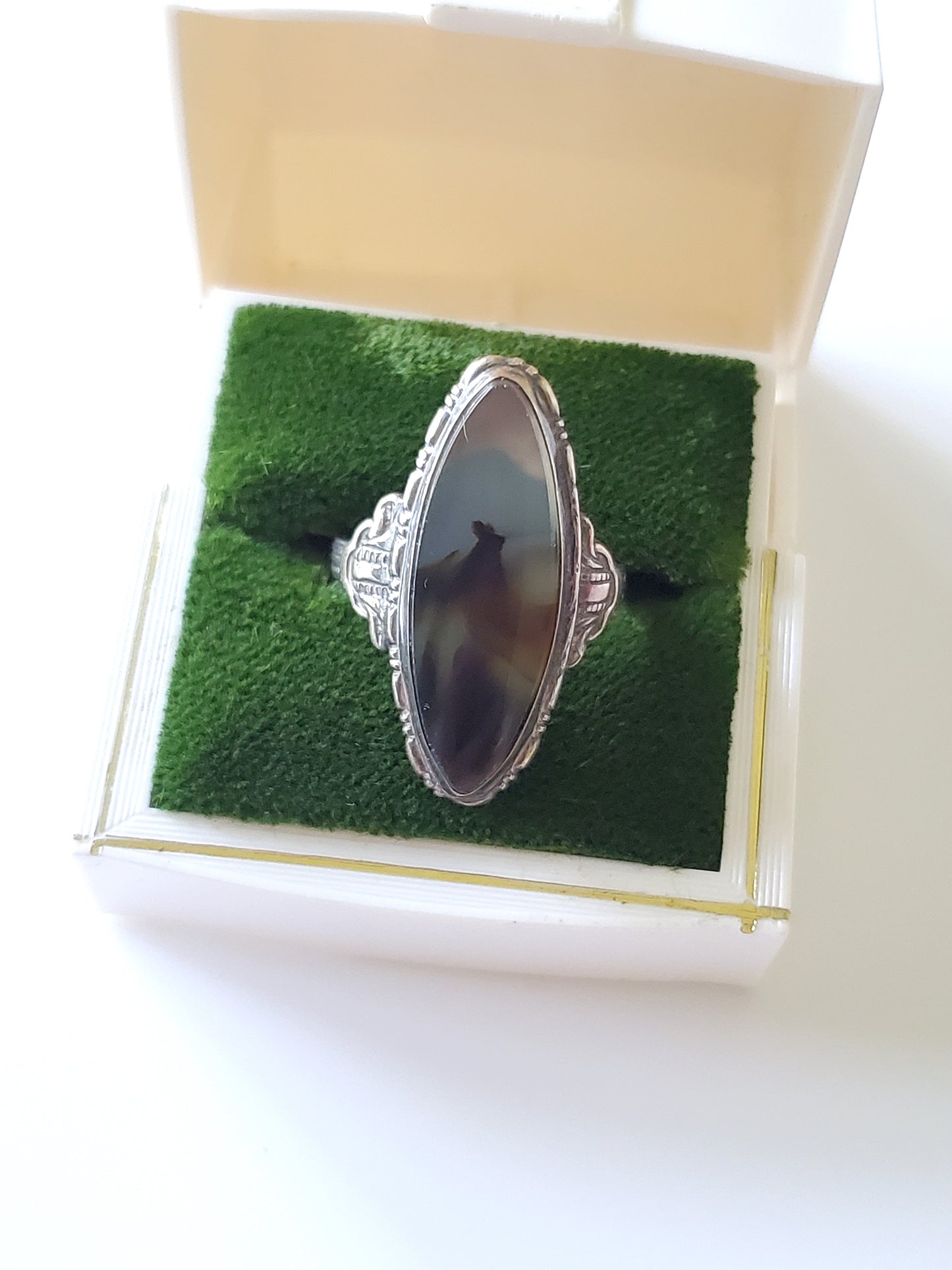 Antique 1920s Art Deco Uncas Designer Montana Agate Sterling Silver Navette Ring