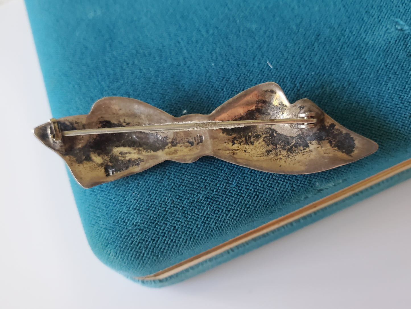 Vintage Estate Sterling Silver Bow-tie Pin Brooch