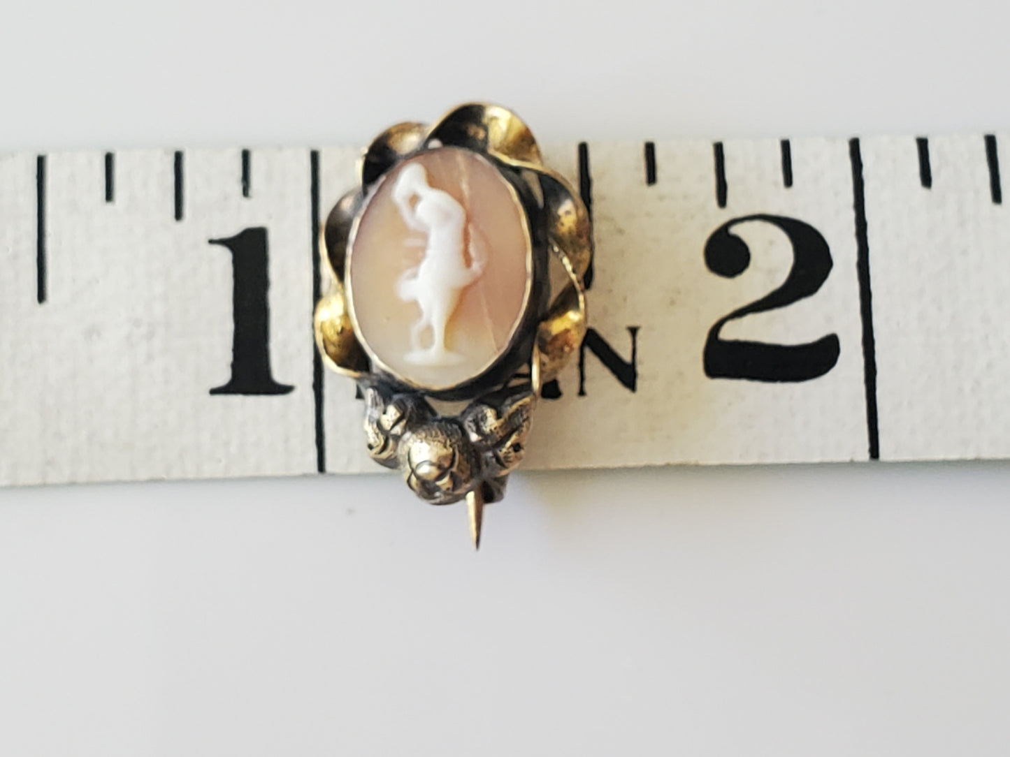 Vintage Miniature Shell Cameo Dancer Pin