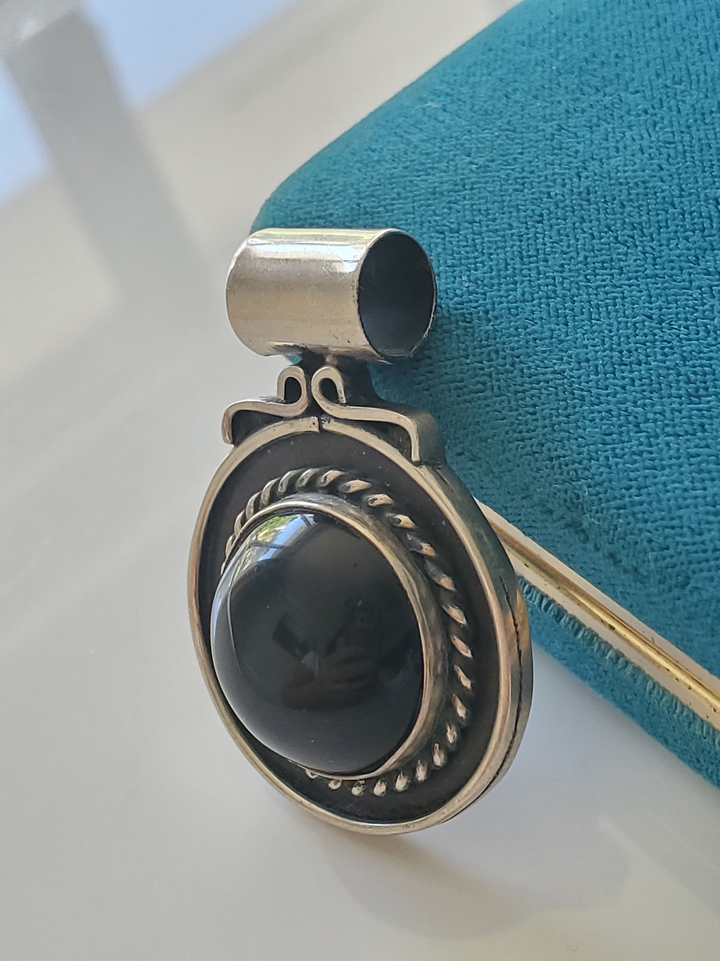 Vintage Sterling Silver Onyx Pendant