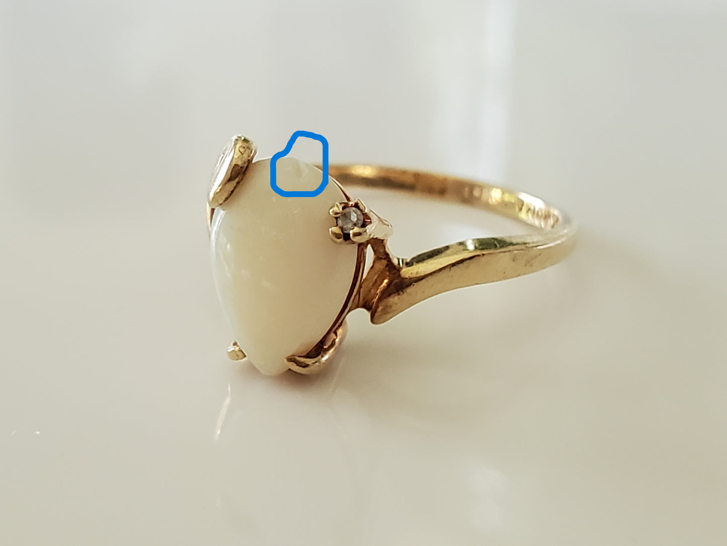 10K Gold – Vintage Pear Cut Natural Opal Ring