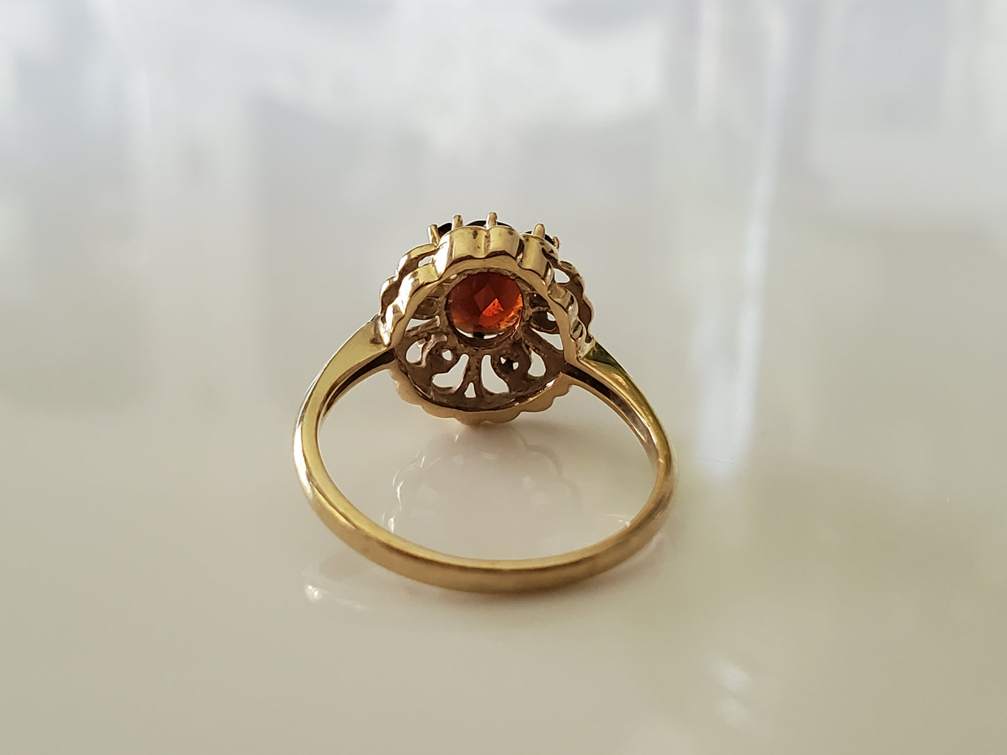 10K Gold - Vintage Garnet Princess Ring