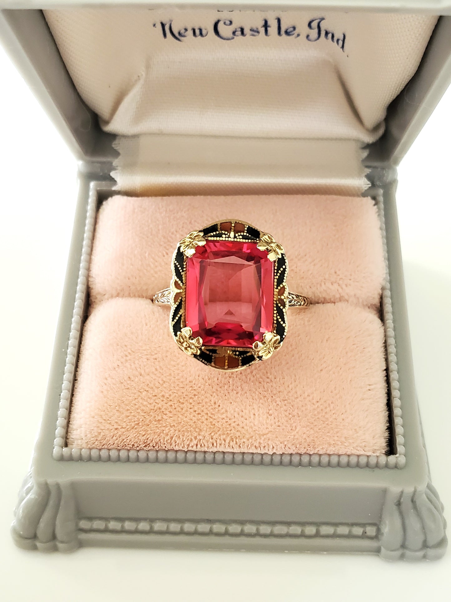 14K Gold - Vintage Mid-Century Ruby and Enamel Ring