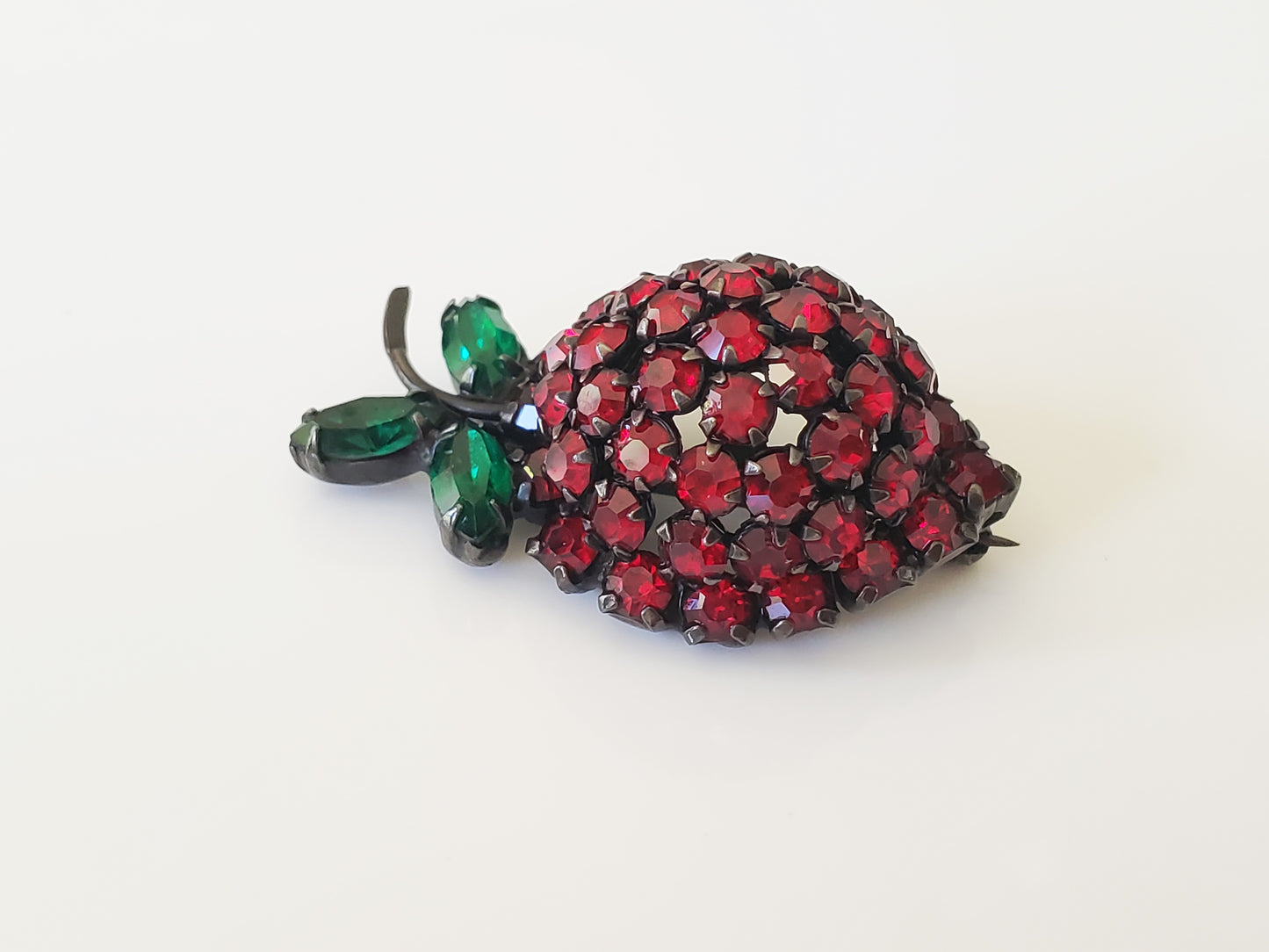 Vintage Warner Designer Strawberry Dome Brooch