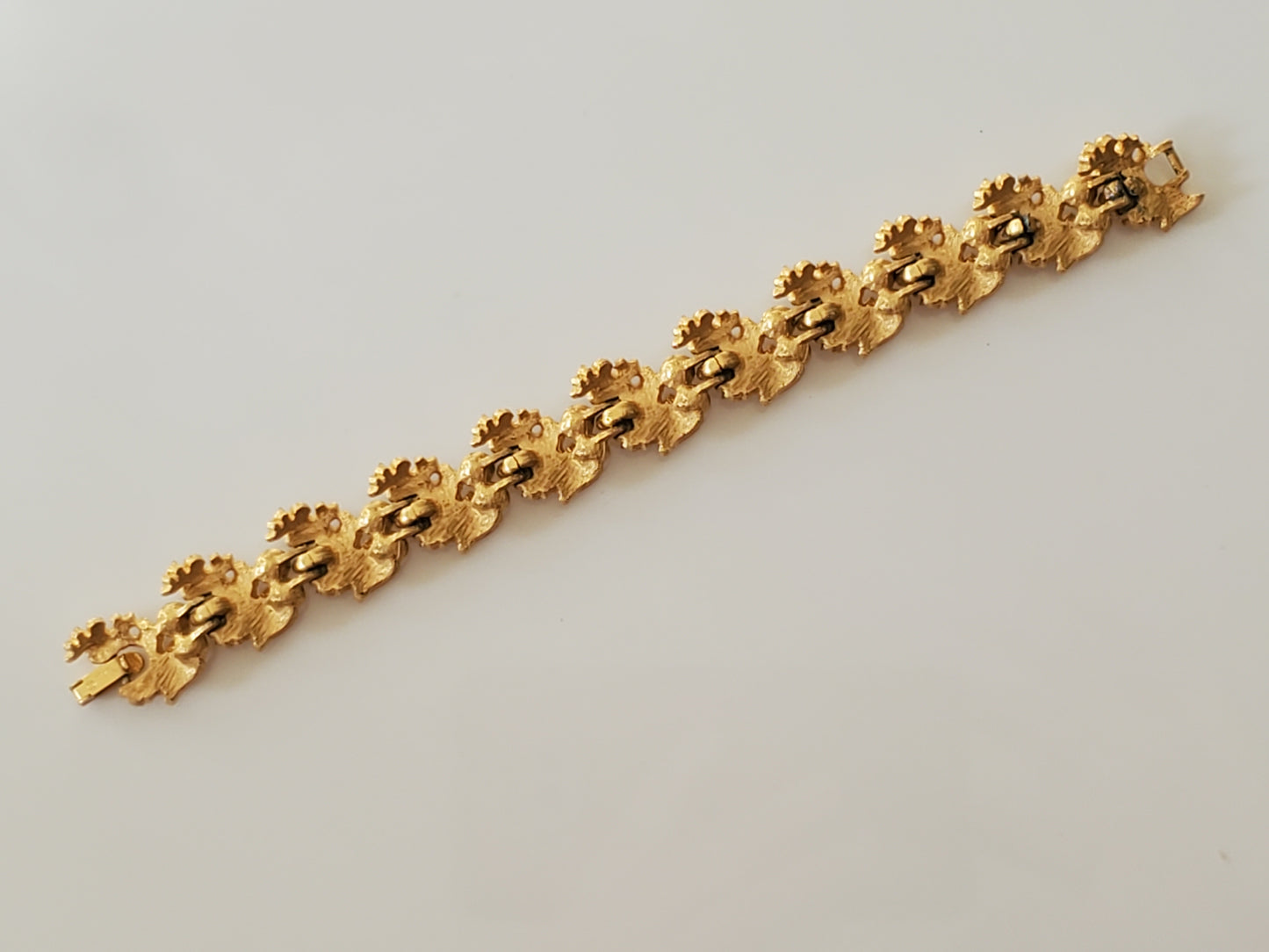 Vintage 1950s Crown Trifari Brushed Gold and Pearl Leaf Link Bracelet