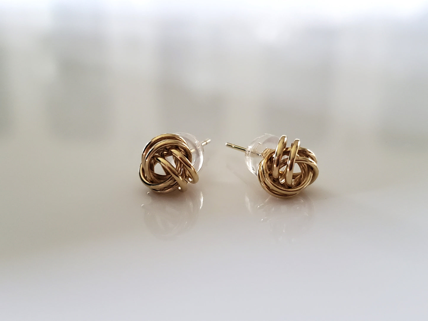 14K Gold Love 7.5mm Knot Stud Earrings